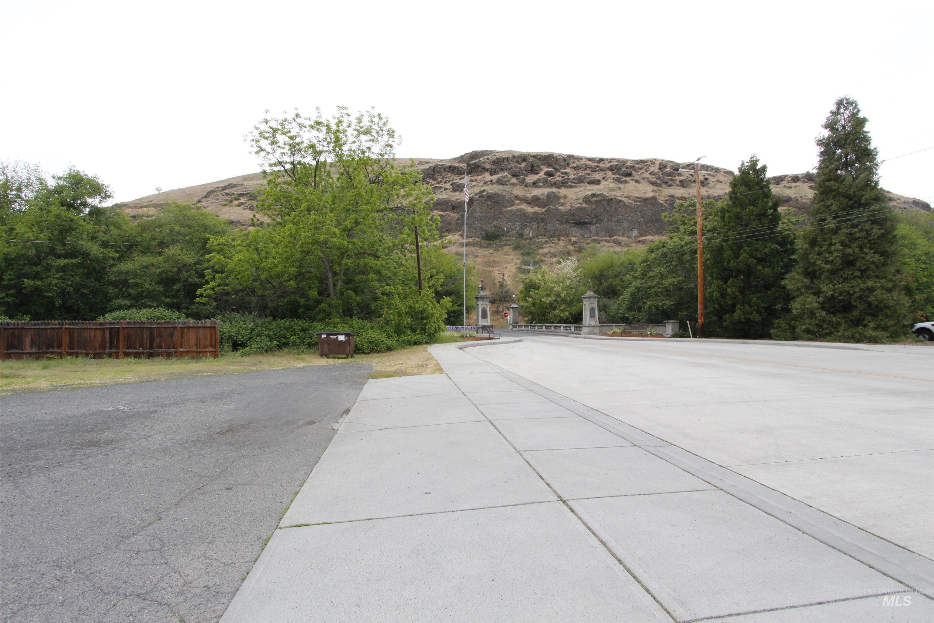 90 2nd Street, Asotin, Washington 99402, Business/Commercial For Sale, Price $399,000, 98948019