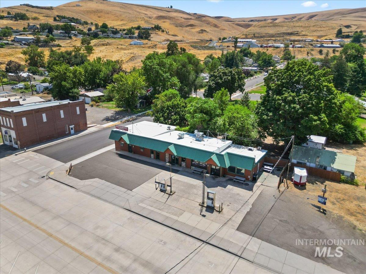 90 2nd Street, Asotin, Washington 99402, Business/Commercial For Sale, Price $399,000, 98948019