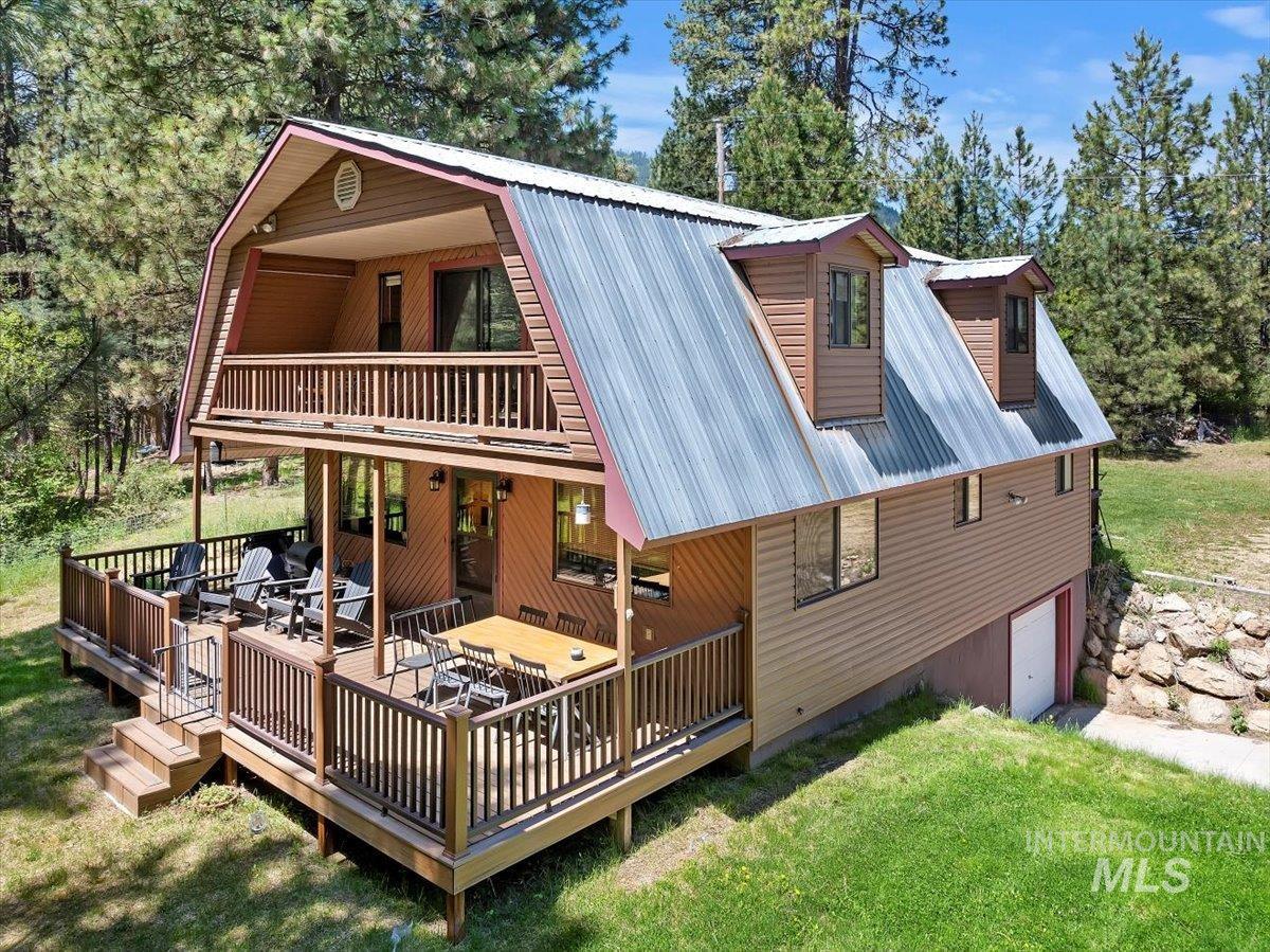 76 W Castle Creek Rd, Garden Valley, Idaho 83622, 3 Bedrooms, 3 Bathrooms, Residential For Sale, Price $699,900,MLS 98948027