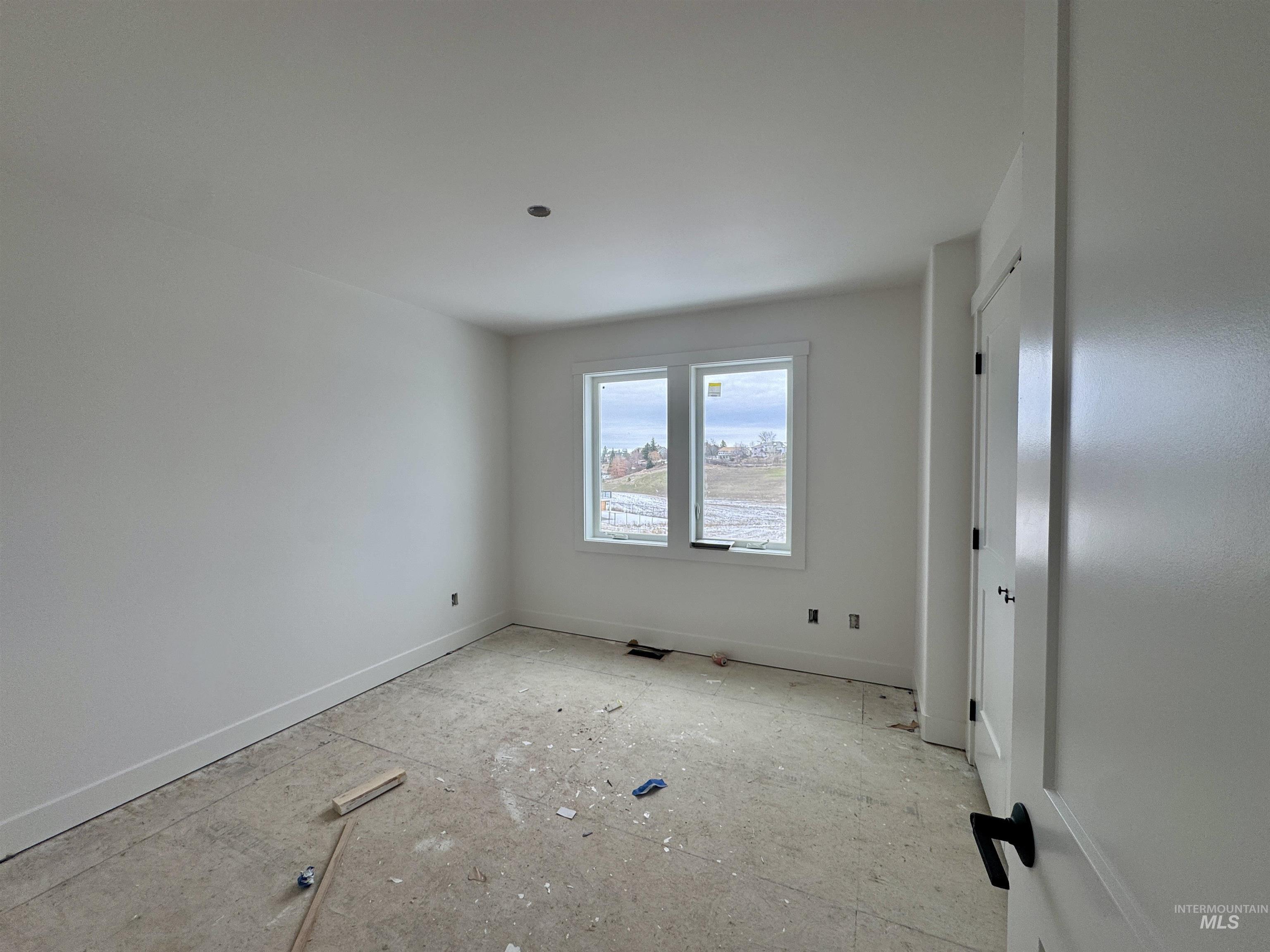 2463 E 3rd Street, Moscow, Idaho 83843, 5 Bedrooms, 3 Bathrooms, Residential For Sale, Price $669,000,MLS 98948405