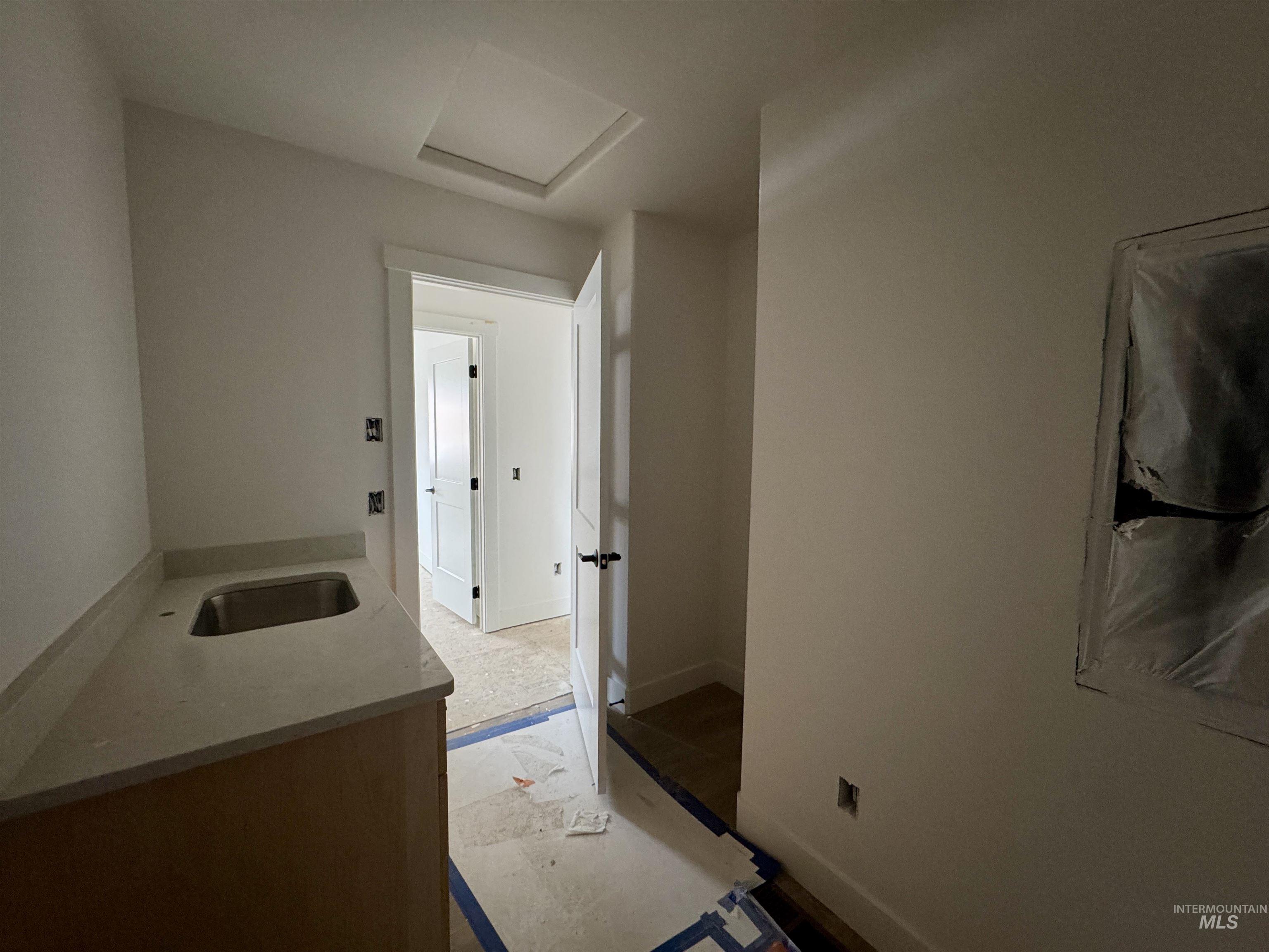 2463 E 3rd Street, Moscow, Idaho 83843, 5 Bedrooms, 3 Bathrooms, Residential For Sale, Price $669,000,MLS 98948405