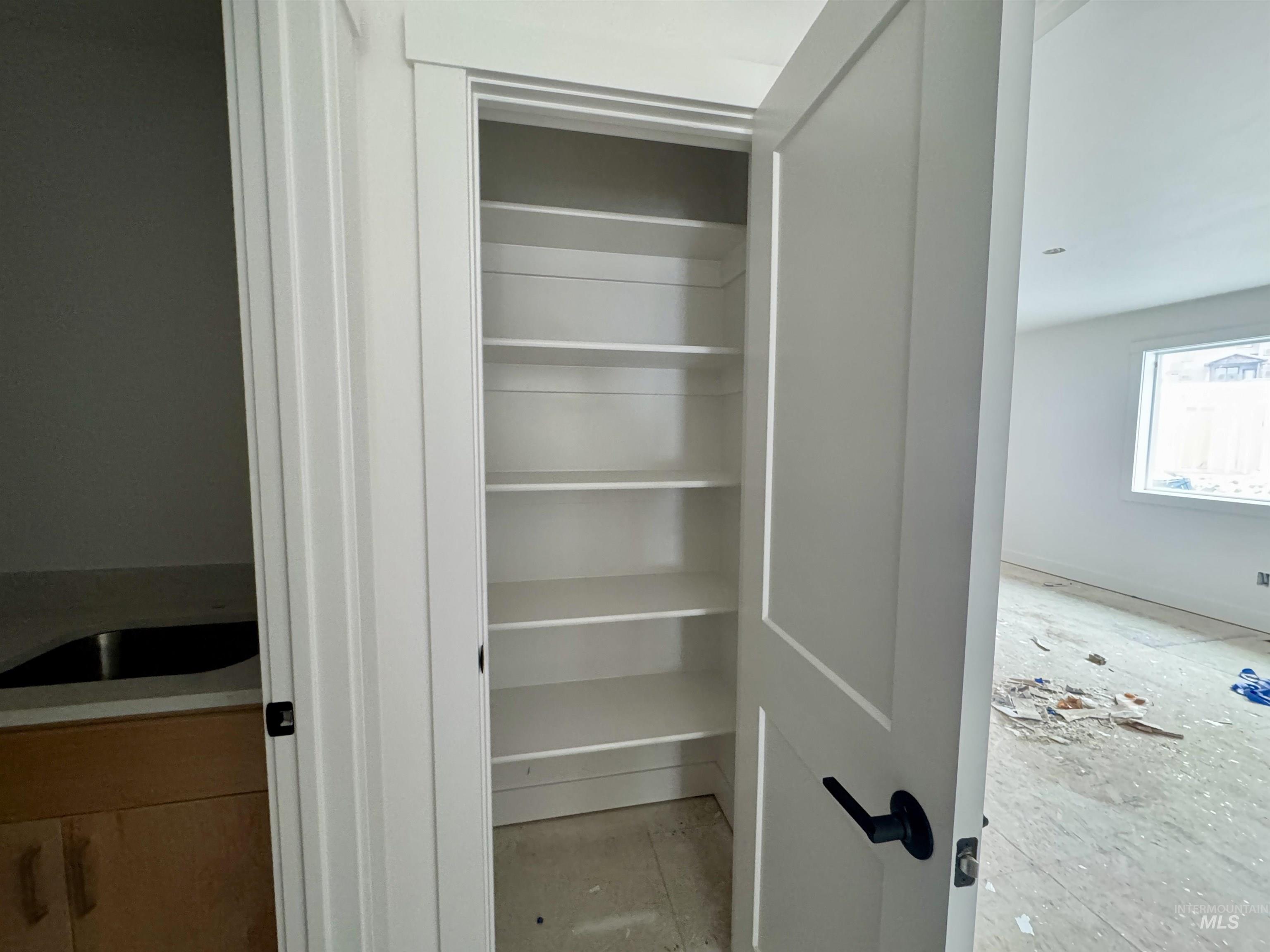 2463 E 3rd Street, Moscow, Idaho 83843, 5 Bedrooms, 3 Bathrooms, Residential For Sale, Price $669,000,MLS 98948405