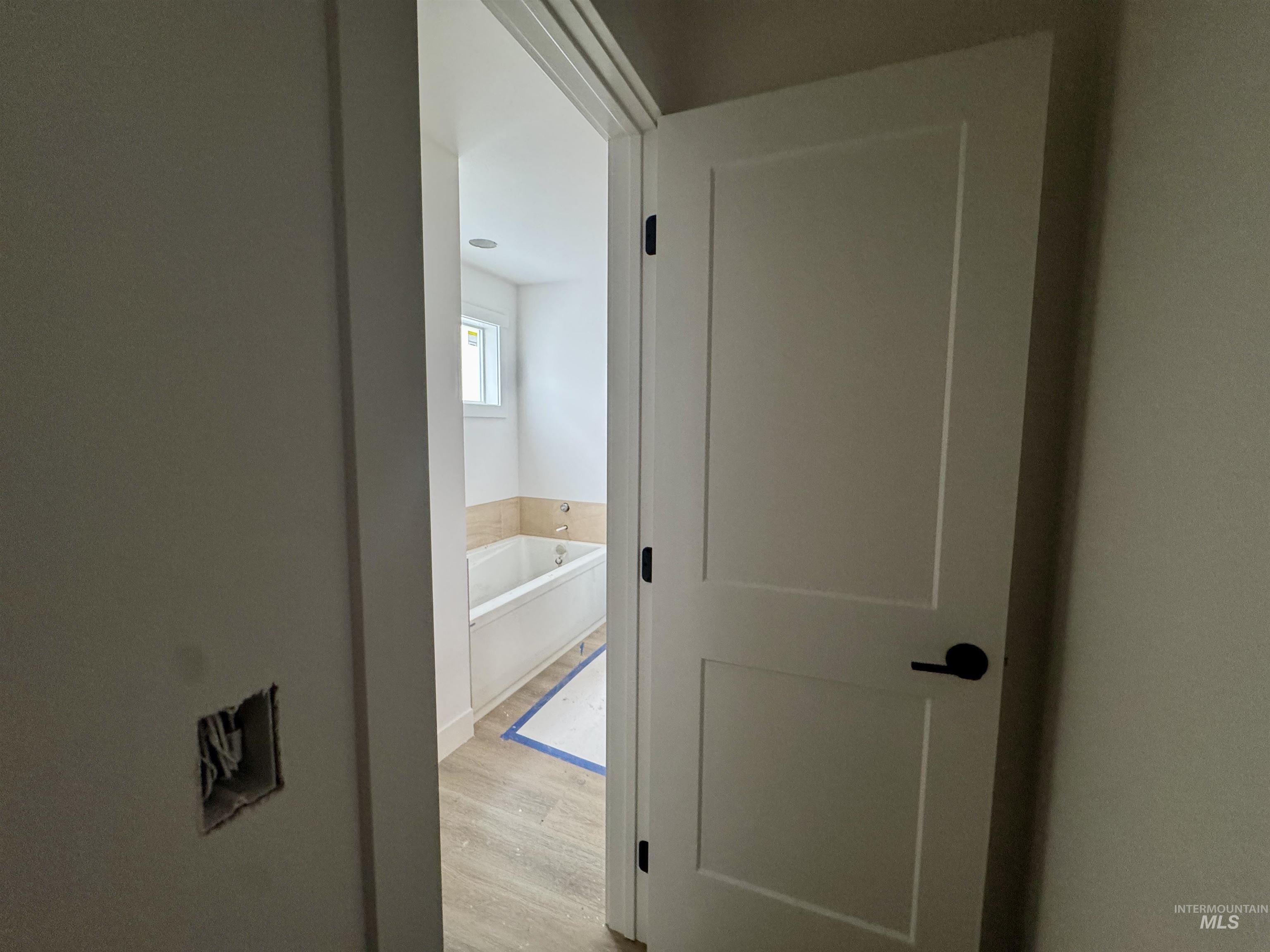 2463 E 3rd Street, Moscow, Idaho 83843, 5 Bedrooms, 3 Bathrooms, Residential For Sale, Price $669,000,MLS 98948405