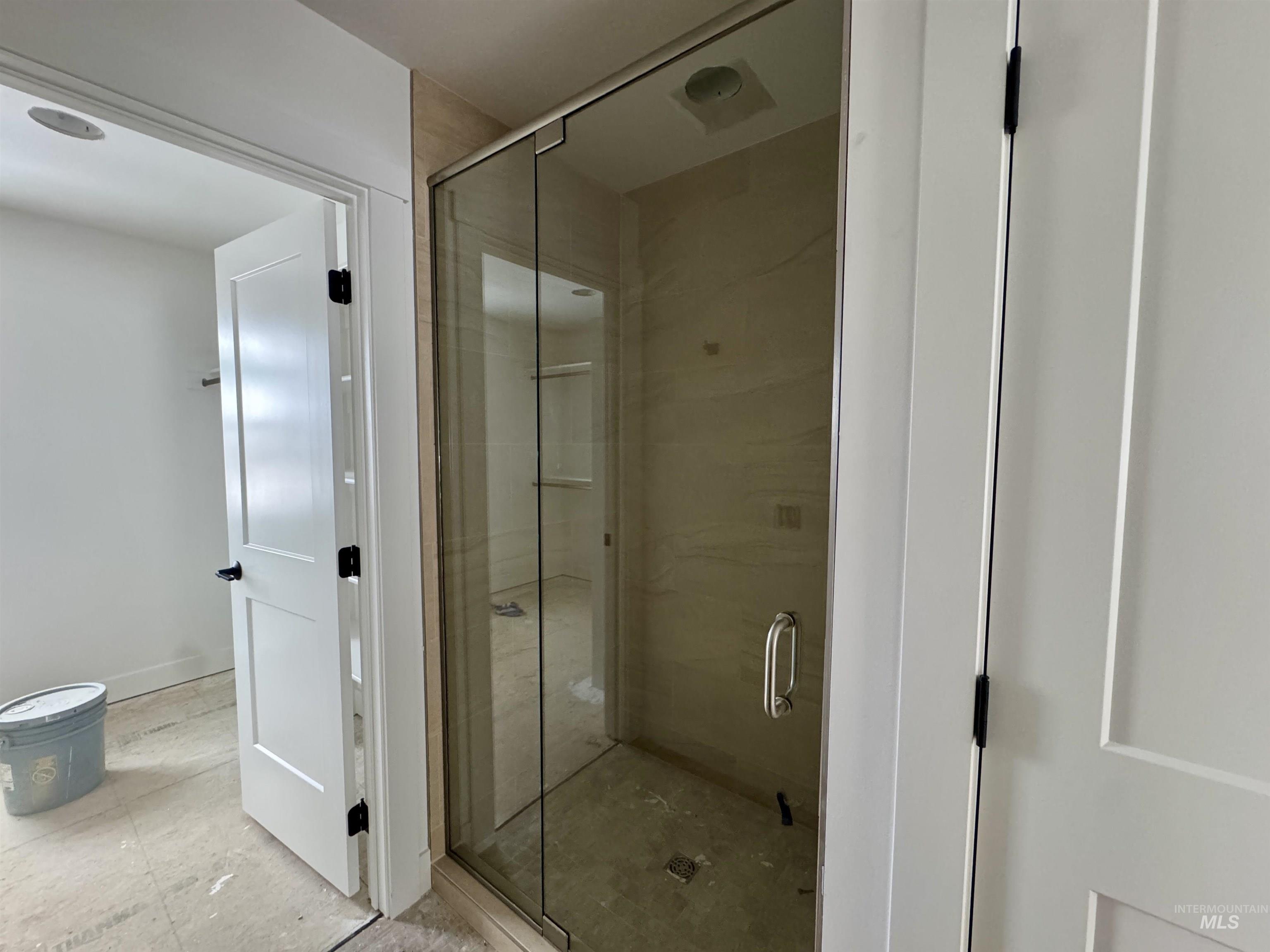 2463 E 3rd Street, Moscow, Idaho 83843, 5 Bedrooms, 3 Bathrooms, Residential For Sale, Price $669,000,MLS 98948405