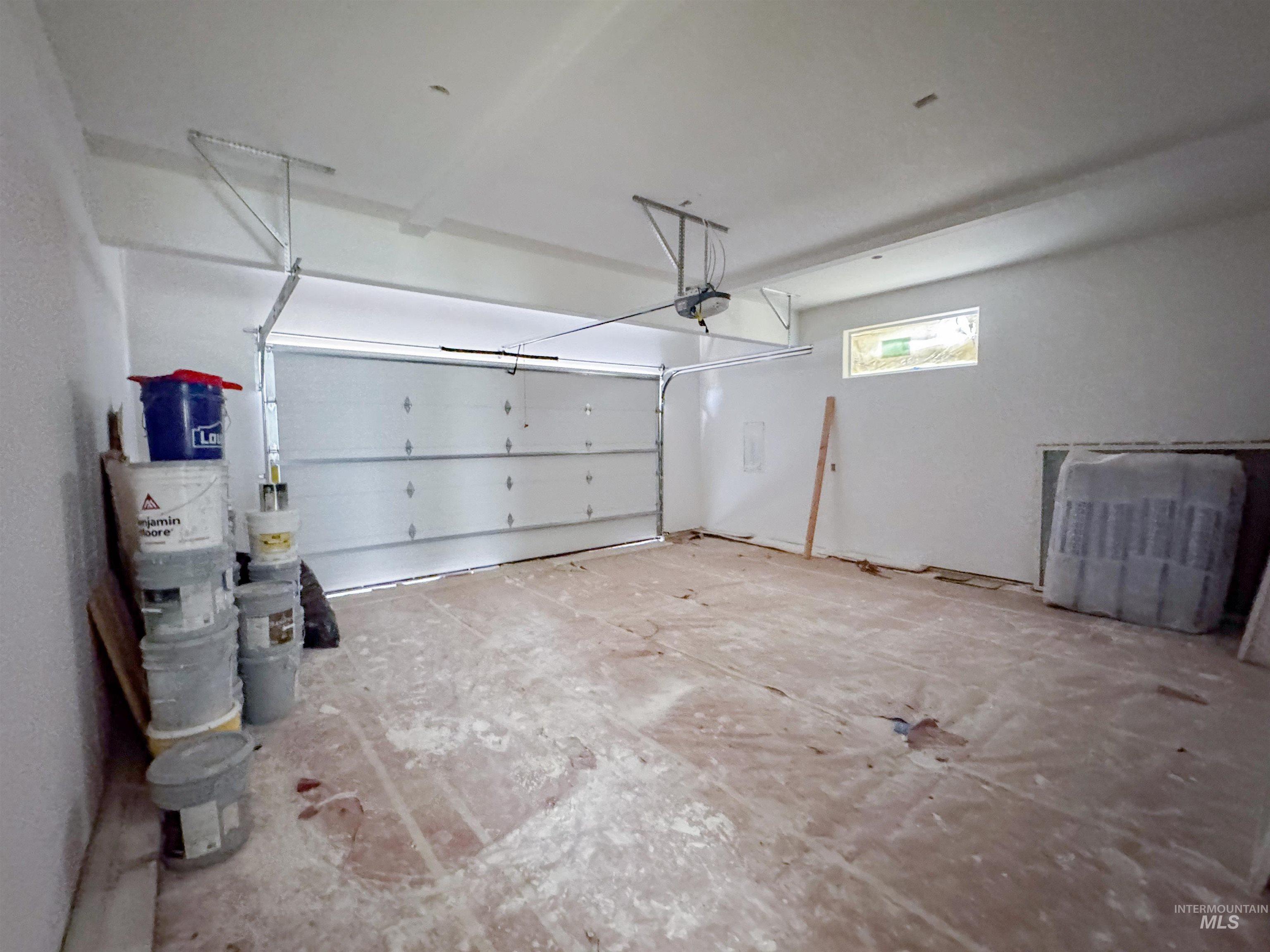 2463 E 3rd Street, Moscow, Idaho 83843, 5 Bedrooms, 3 Bathrooms, Residential For Sale, Price $669,000,MLS 98948405