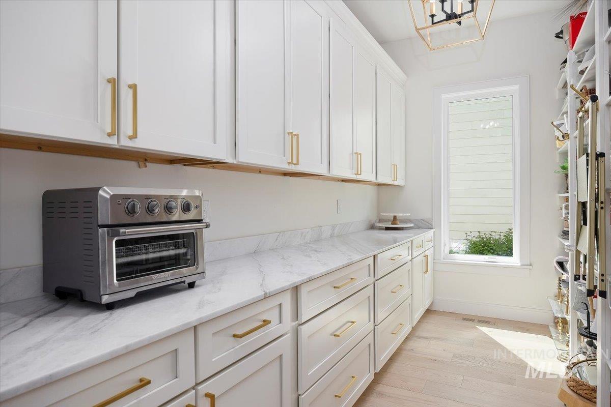 8 River Run Estates, Burley, Idaho 83318, 3 Bedrooms, 3.5 Bathrooms, Residential For Sale, Price $1,350,000,MLS 98948455