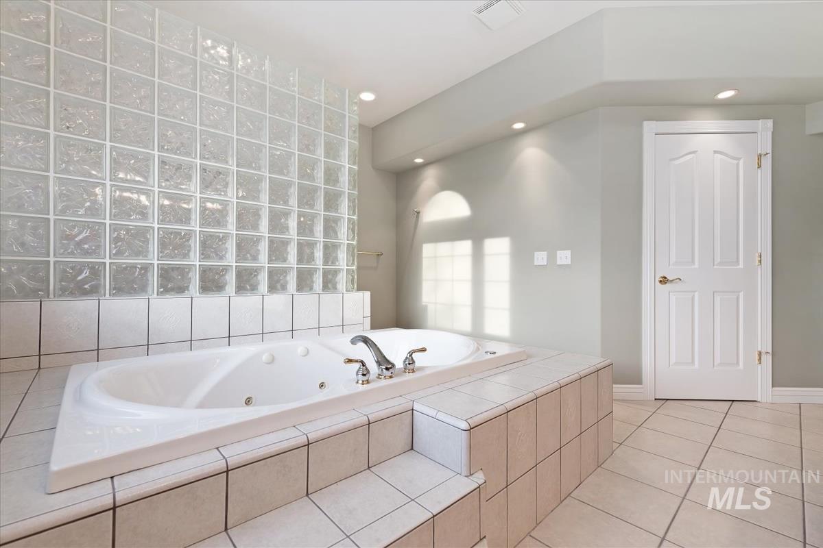 3057 Hwy 71, Cambridge, Idaho 83610, 4 Bedrooms, 3 Bathrooms, Residential For Sale, Price $1,800,000,MLS 98948466