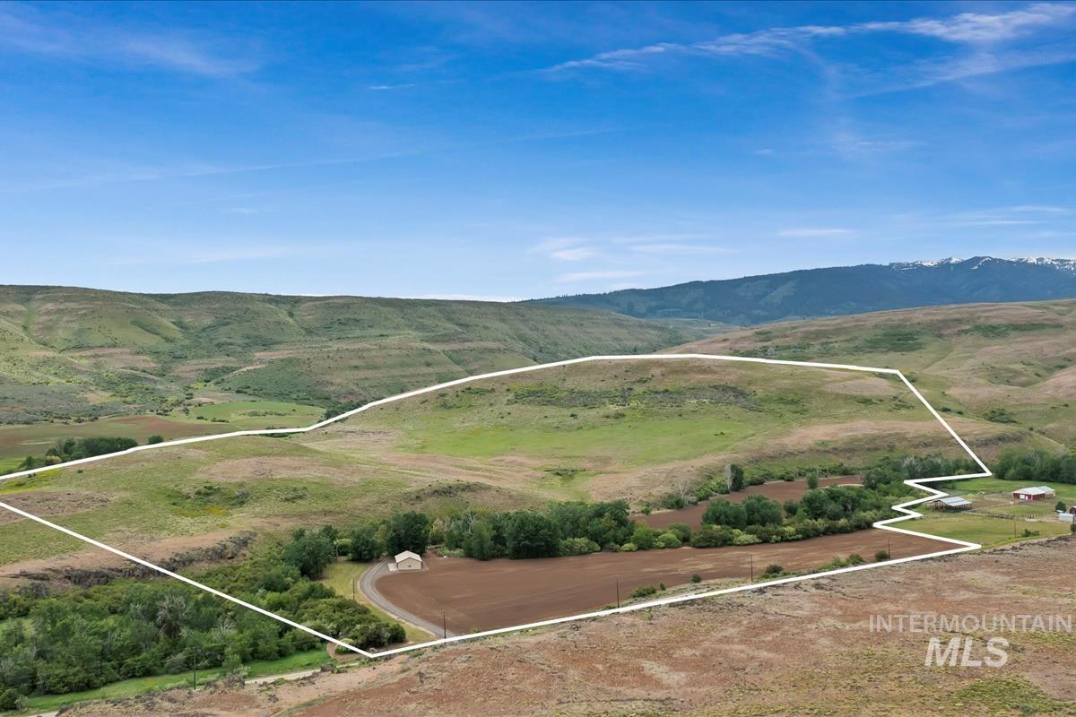 3057 Hwy 71, Cambridge, Idaho 83610, 4 Bedrooms, 3 Bathrooms, Residential For Sale, Price $1,800,000,MLS 98948466