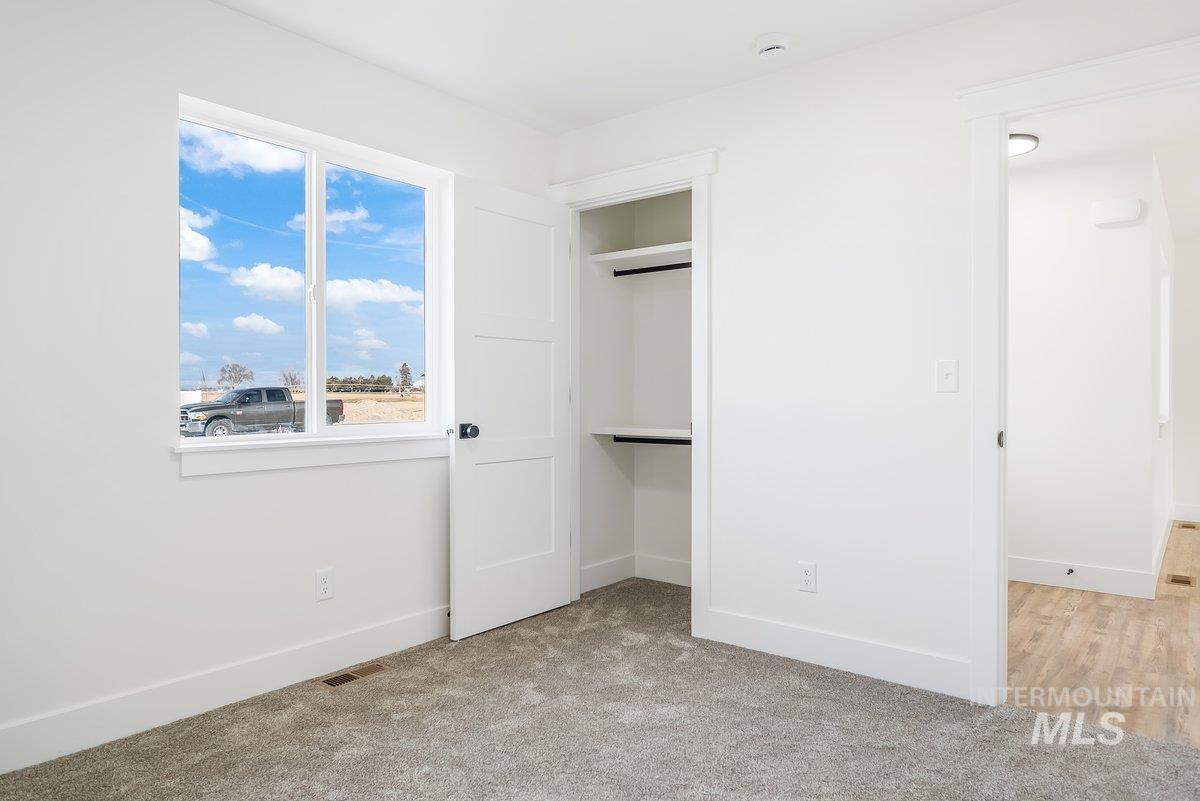 913 E 23rd Ave., Jerome, Idaho 83338, 4 Bedrooms, 2 Bathrooms, Residential For Sale, Price $369,000, 98948526