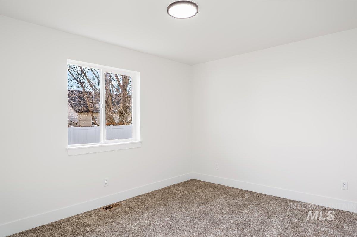 913 E 23rd Ave., Jerome, Idaho 83338, 4 Bedrooms, 2 Bathrooms, Residential For Sale, Price $369,000, 98948526