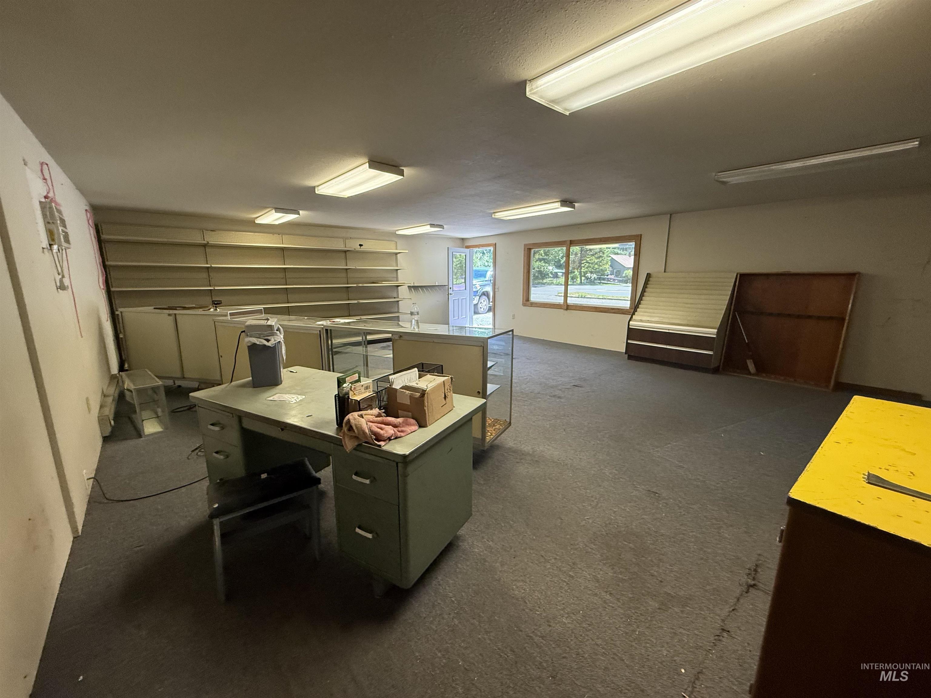 14391 Highway 12, Orofino, Idaho 83544, 4 Rooms, Business/Commercial For Sale, Price $195,000,MLS 98948532