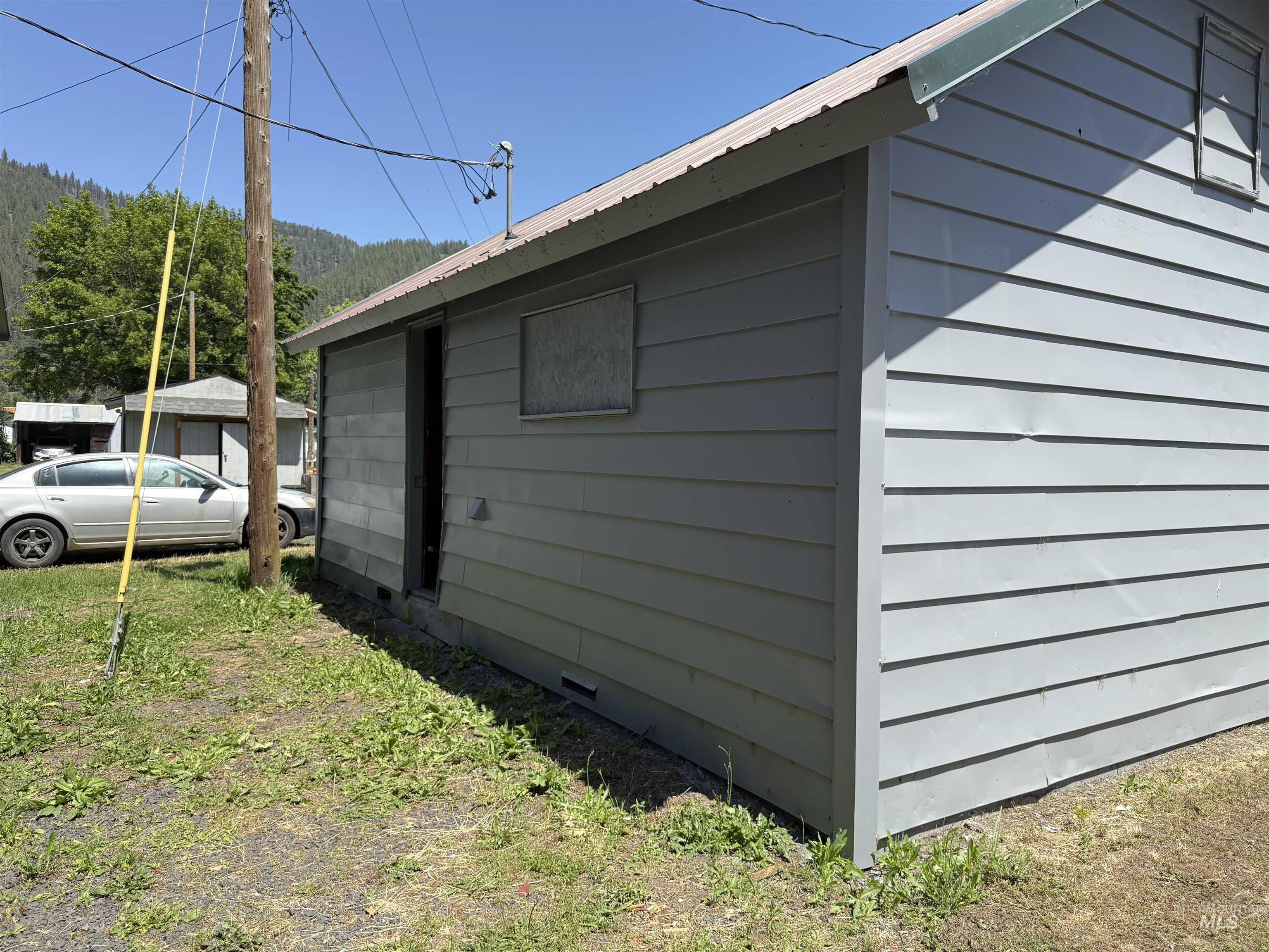 14391 Highway 12, Orofino, Idaho 83544, 4 Rooms, Business/Commercial For Sale, Price $195,000,MLS 98948532