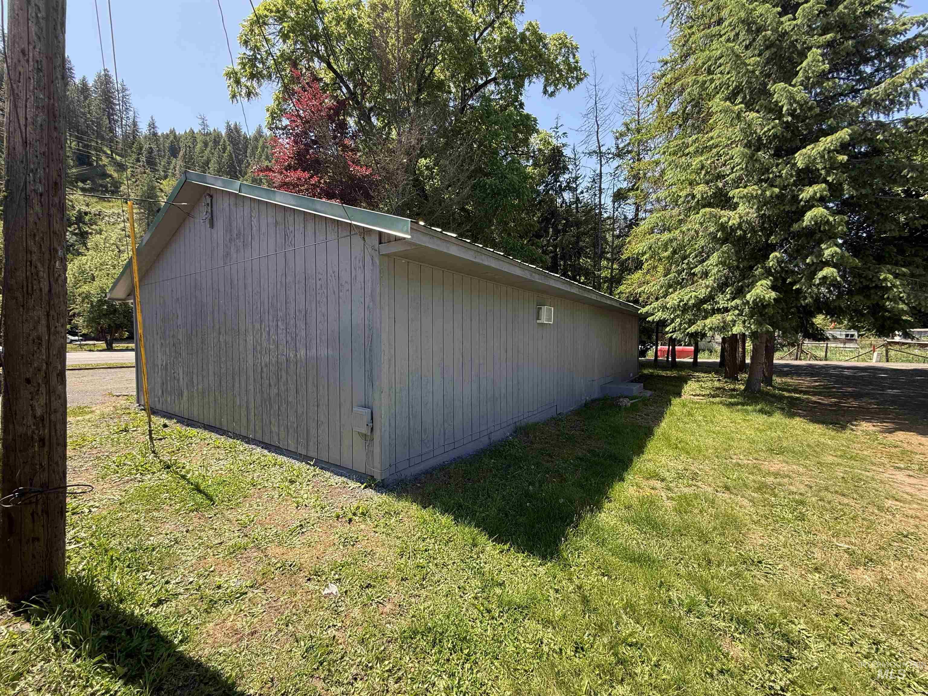 14391 Highway 12, Orofino, Idaho 83544, 4 Rooms, Business/Commercial For Sale, Price $195,000,MLS 98948532