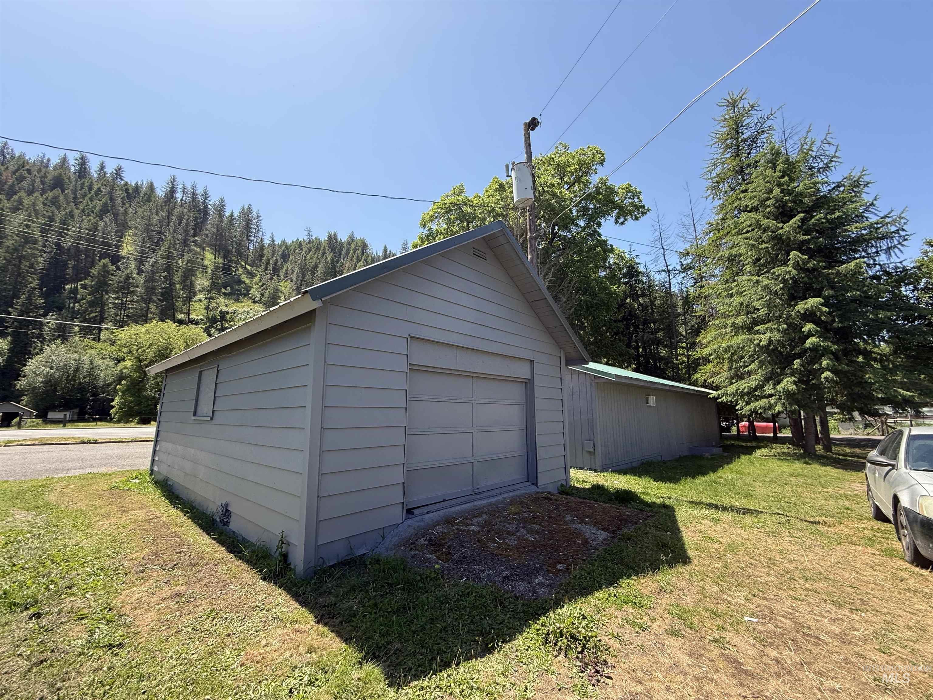 14391 Highway 12, Orofino, Idaho 83544, 4 Rooms, Business/Commercial For Sale, Price $195,000,MLS 98948532