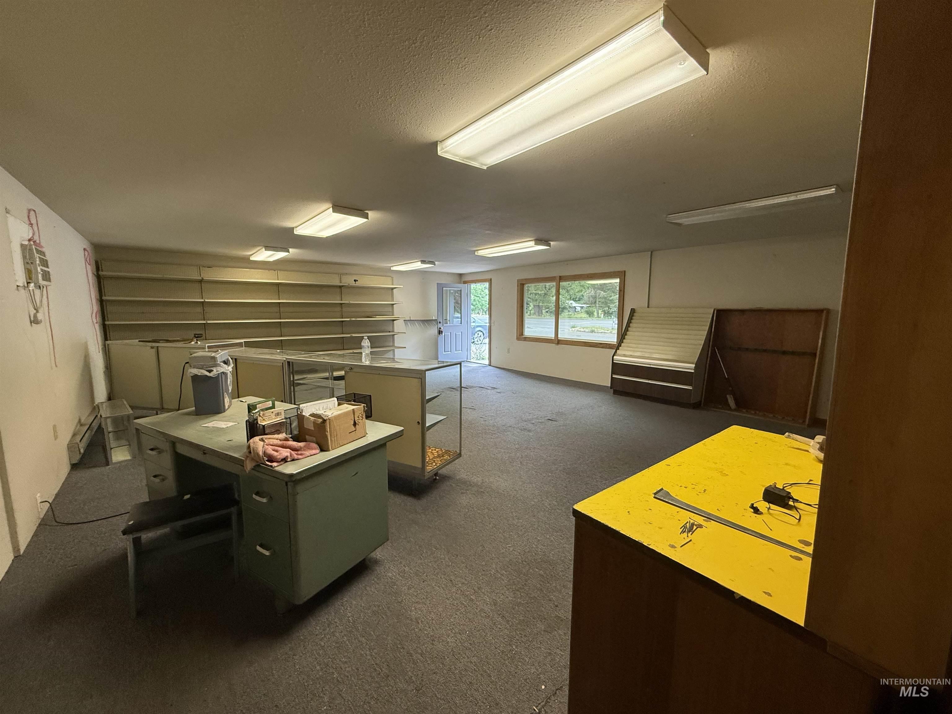 14391 Highway 12, Orofino, Idaho 83544, 4 Rooms, Business/Commercial For Sale, Price $195,000,MLS 98948532