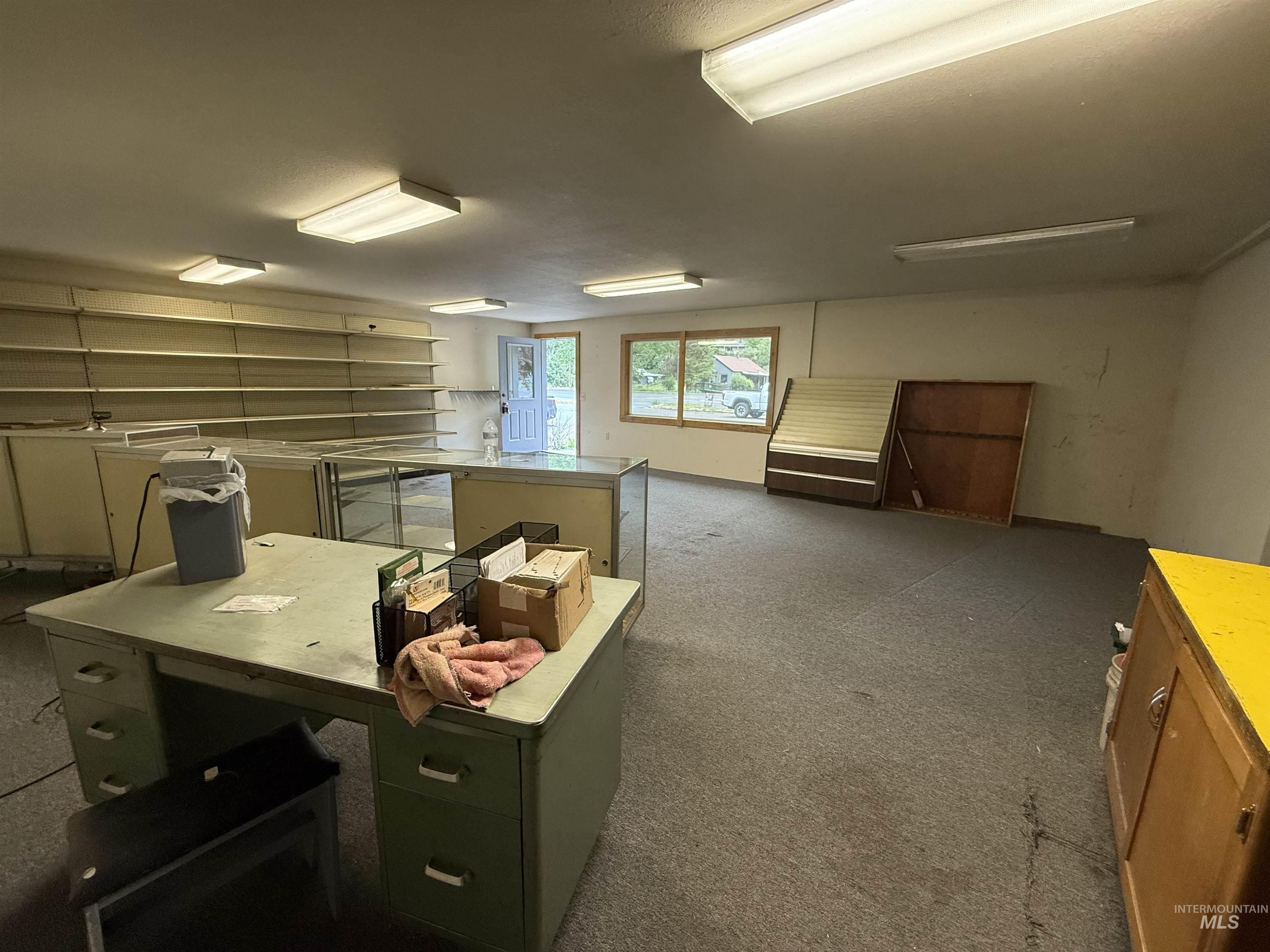 14391 Highway 12, Orofino, Idaho 83544, 4 Rooms, Business/Commercial For Sale, Price $195,000,MLS 98948532