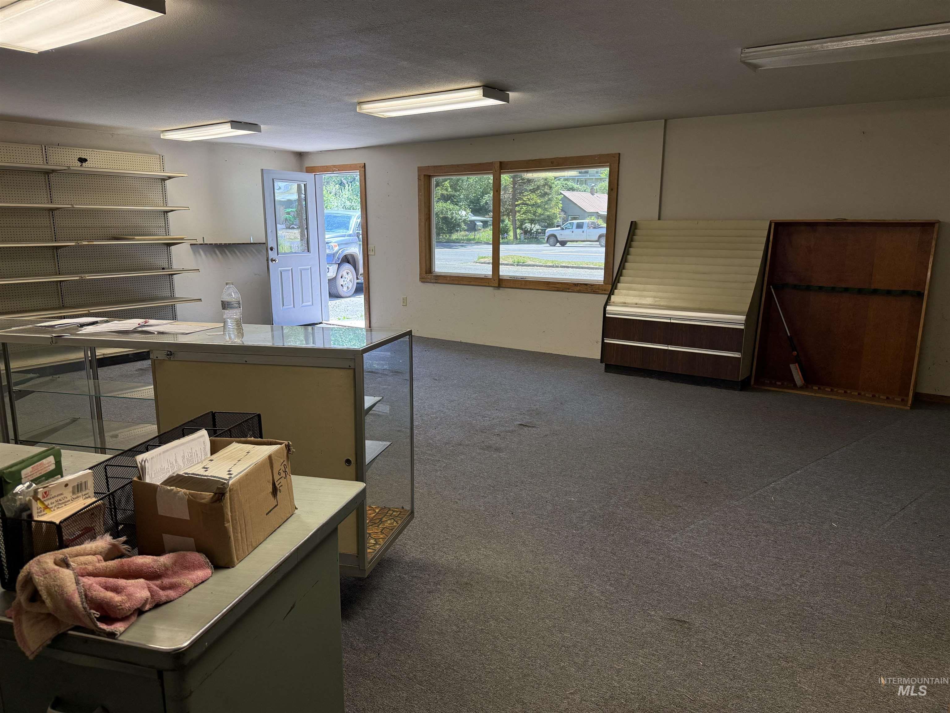 14391 Highway 12, Orofino, Idaho 83544, 4 Rooms, Business/Commercial For Sale, Price $195,000,MLS 98948532