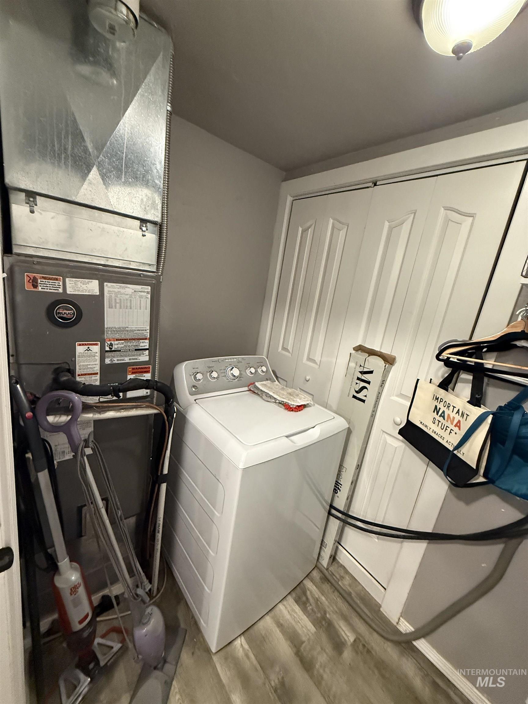 12402 Hwy 44, Middleton, Idaho 83644, 3 Bedrooms, 2 Bathrooms, Residential For Sale, Price $432,000,MLS 98948537