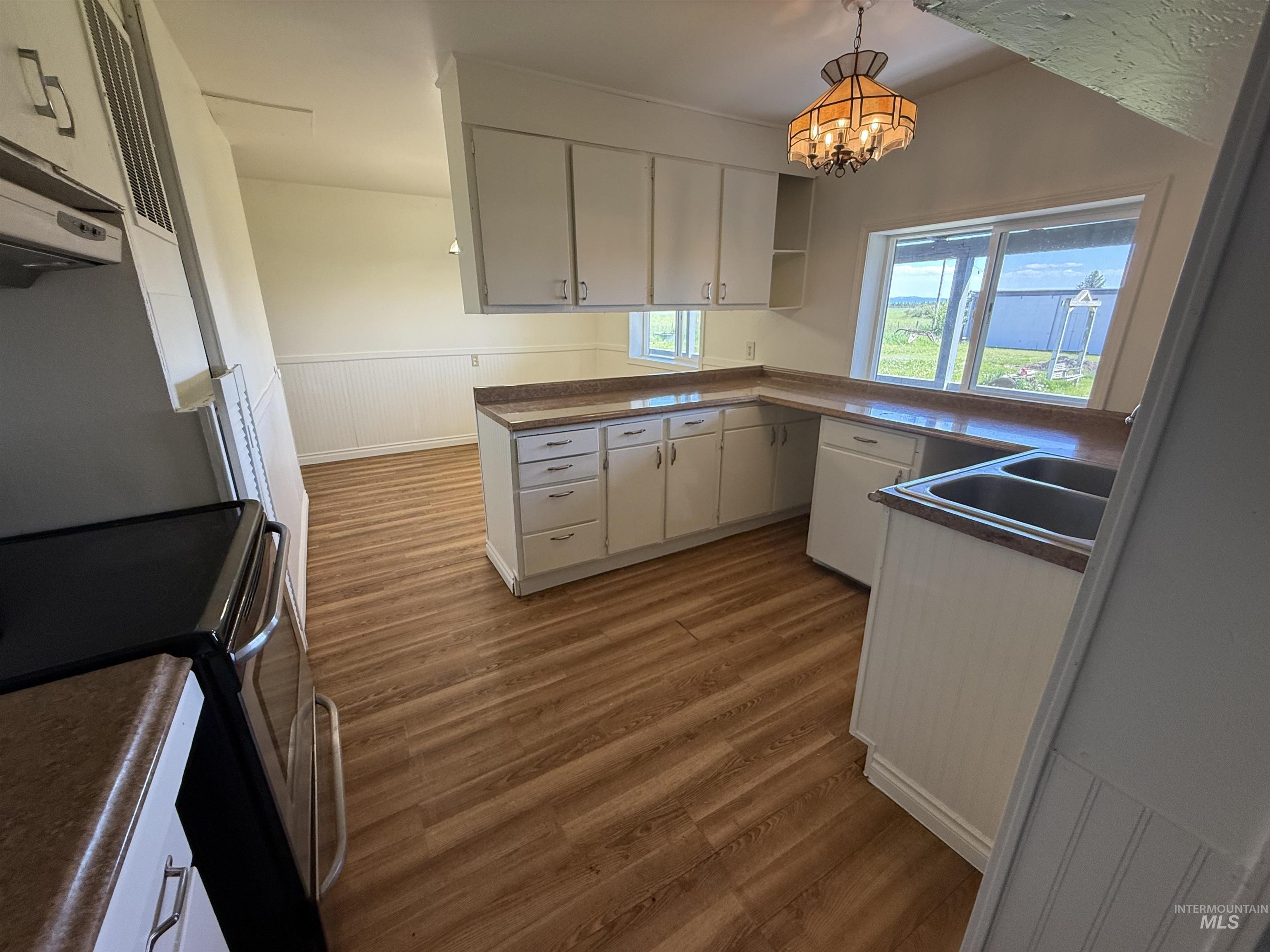 5656 Three Mile Road, Weippe, Idaho 83553, 2 Bedrooms, 2 Bathrooms, Residential For Sale, Price $499,000,MLS 98948544