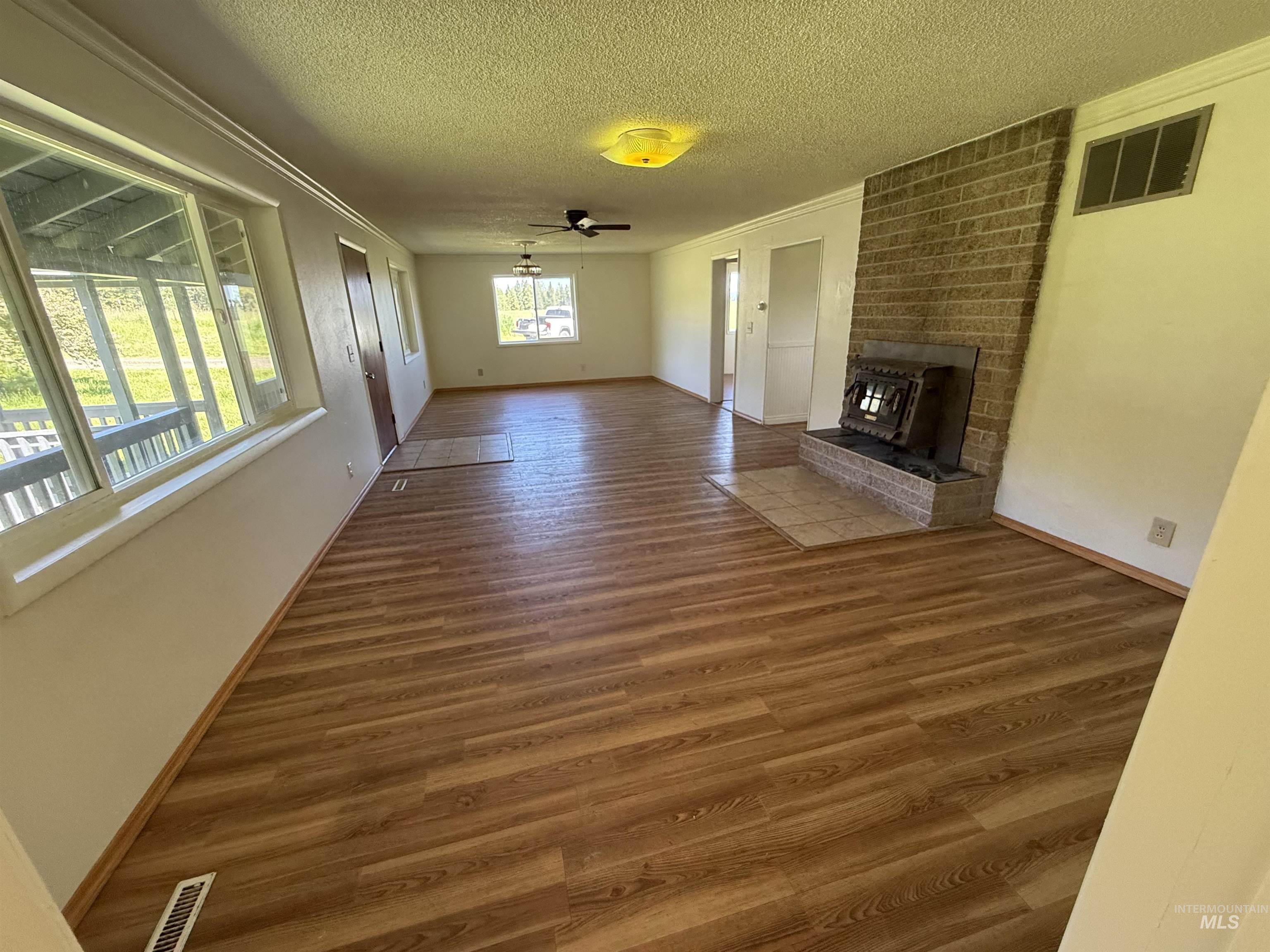 5656 Three Mile Road, Weippe, Idaho 83553, 2 Bedrooms, 2 Bathrooms, Residential For Sale, Price $499,000,MLS 98948544