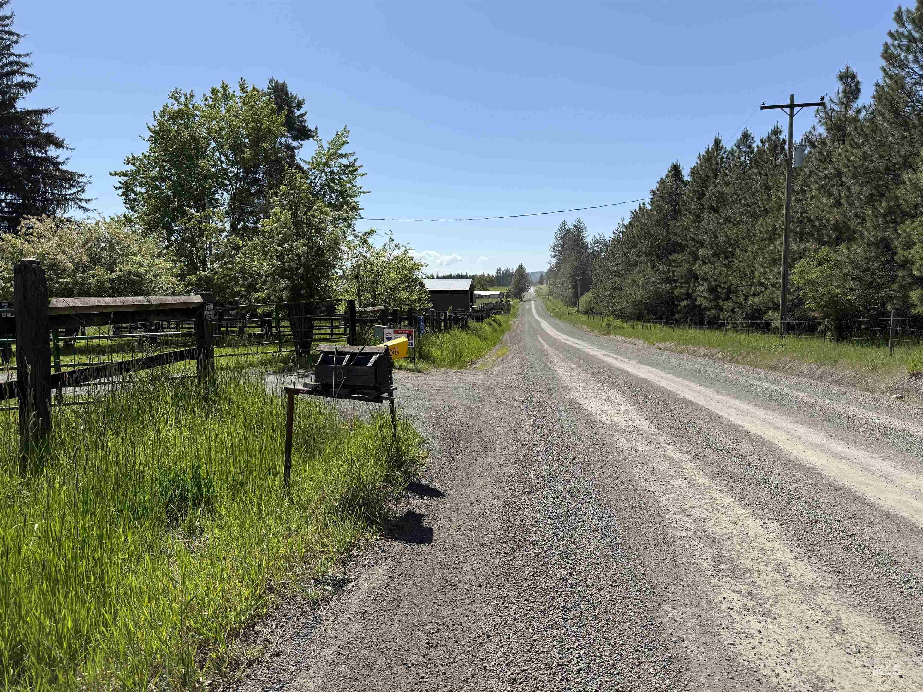 5656 Three Mile Road, Weippe, Idaho 83553, 2 Bedrooms, 2 Bathrooms, Residential For Sale, Price $499,000,MLS 98948544