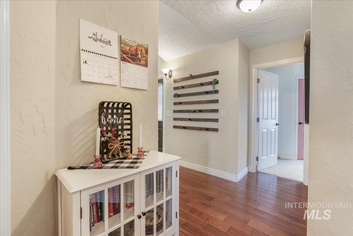 1801 E 3900 N, Buhl, Idaho 83316, 5 Bedrooms, 3 Bathrooms, Residential For Sale, Price $859,000,MLS 98948565