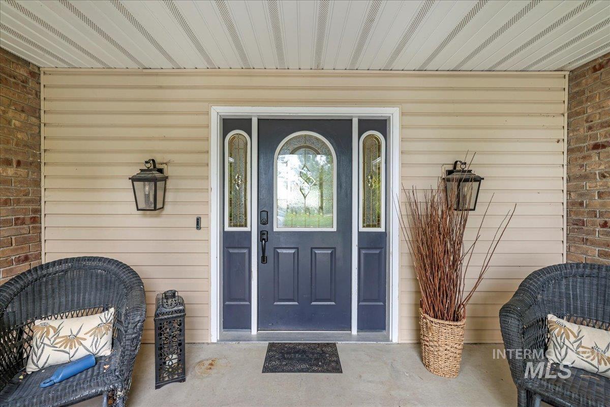 1801 E 3900 N, Buhl, Idaho 83316, 5 Bedrooms, 3 Bathrooms, Residential For Sale, Price $859,000,MLS 98948565