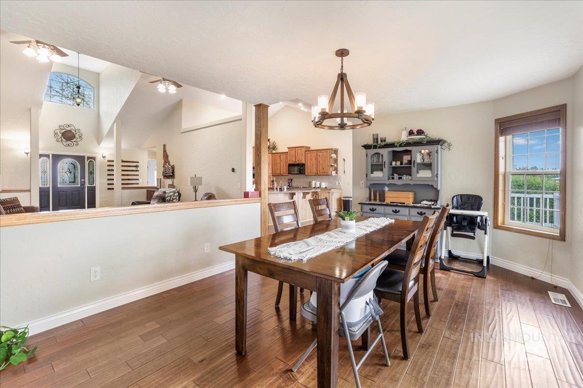 1801 E 3900 N, Buhl, Idaho 83316, 5 Bedrooms, 3 Bathrooms, Residential For Sale, Price $859,000,MLS 98948565