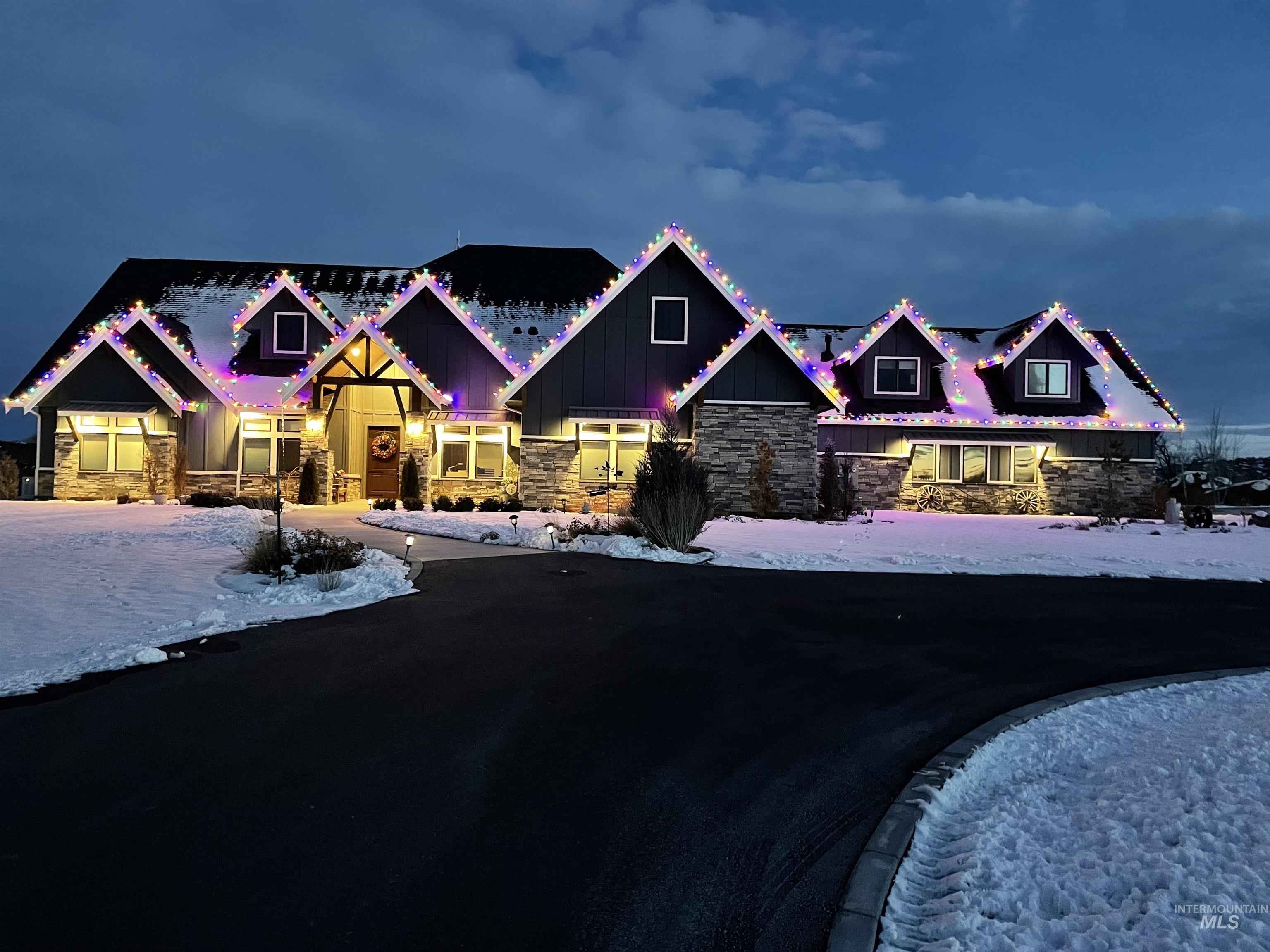 3586 E 4000 N, Kimberly, Idaho 83341, 3 Bedrooms, 5 Bathrooms, Residential For Sale, Price $2,995,000,MLS 98948621