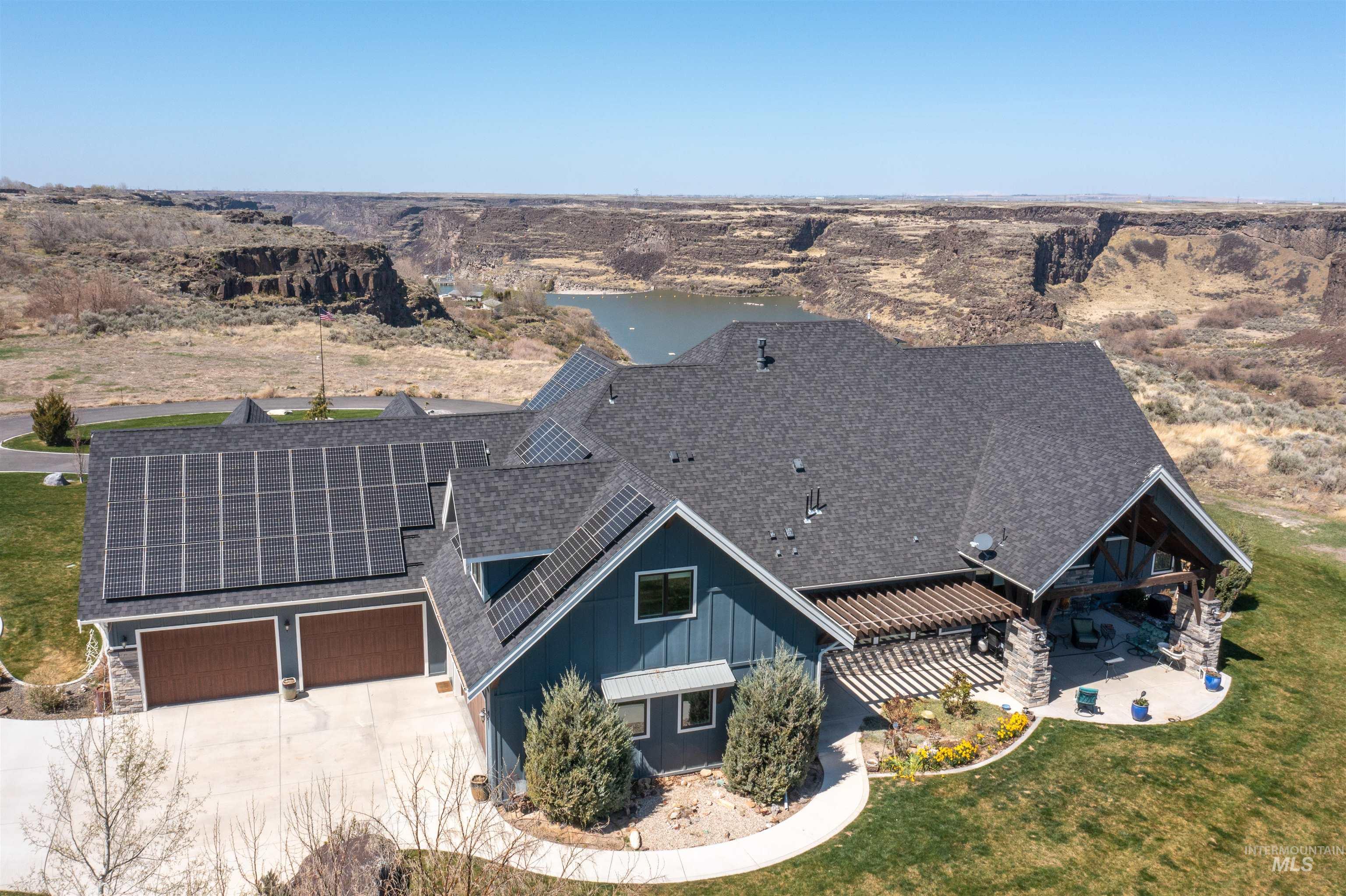 3586 E 4000 N, Kimberly, Idaho 83341, 3 Bedrooms, 5 Bathrooms, Residential For Sale, Price $2,995,000,MLS 98948621