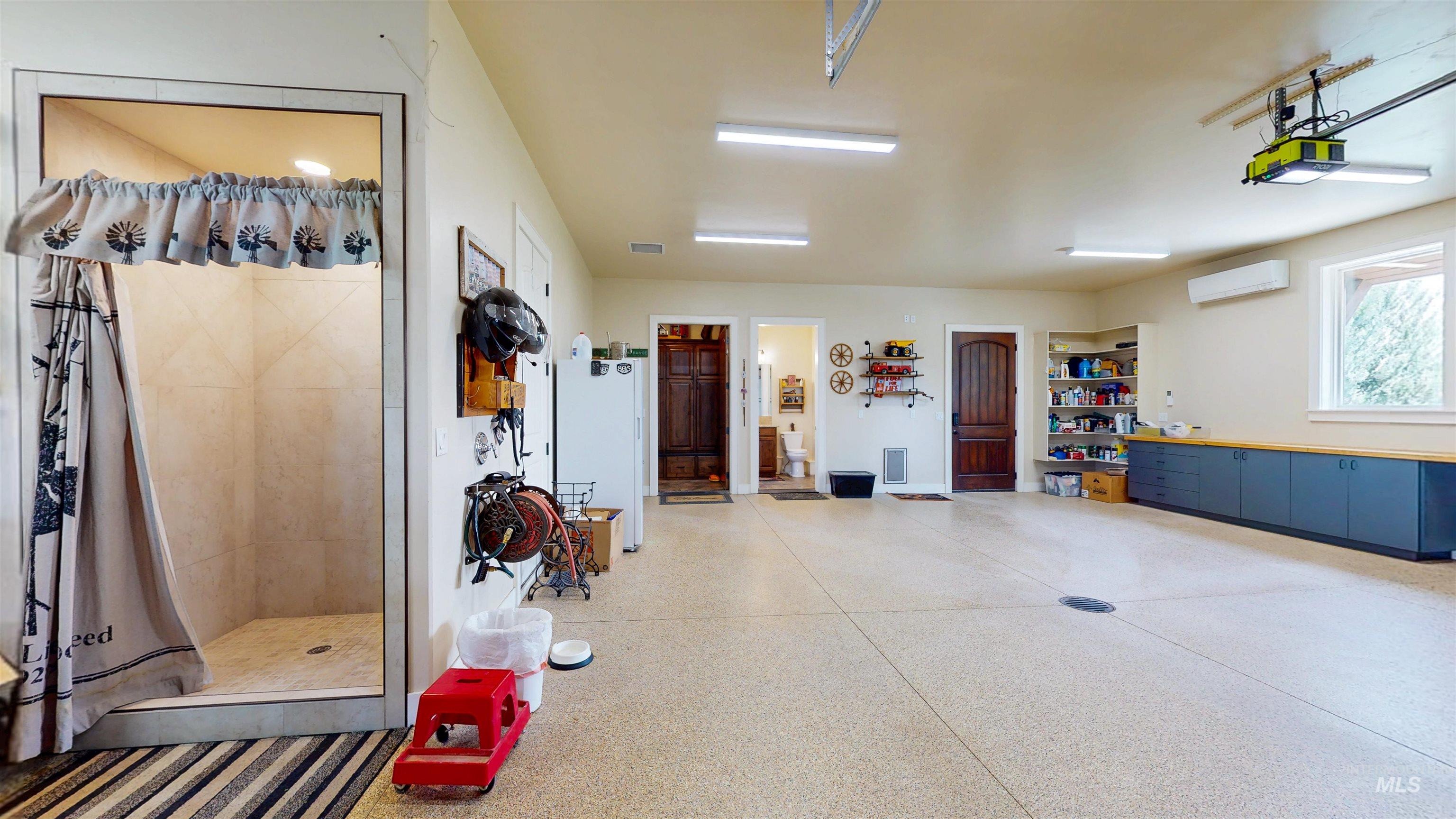 3586 E 4000 N, Kimberly, Idaho 83341, 3 Bedrooms, 5 Bathrooms, Residential For Sale, Price $2,995,000,MLS 98948621
