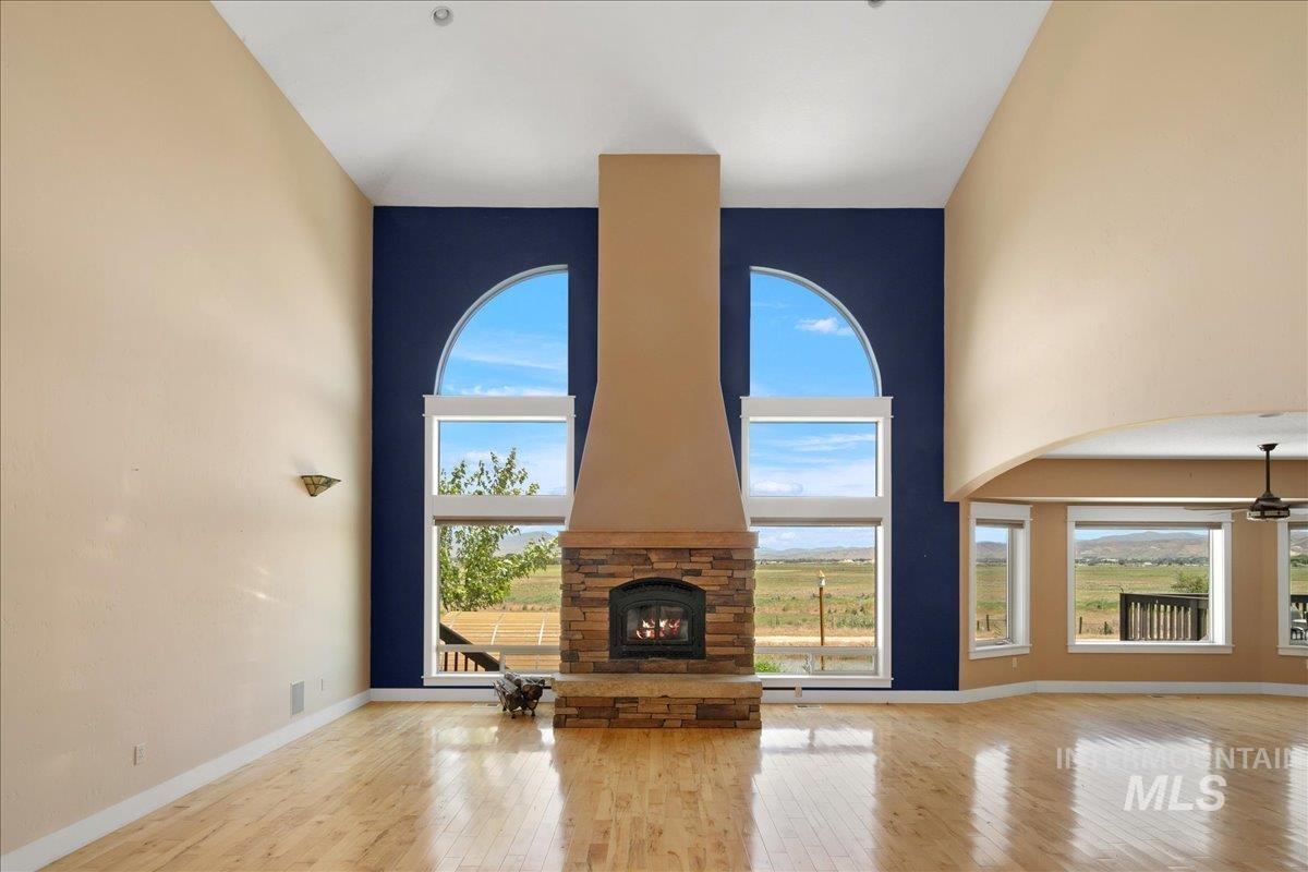 2600 W South Slope Rd, Emmett, Idaho 83617, 4 Bedrooms, 4 Bathrooms, Residential For Sale, Price $1,389,000, 98948661