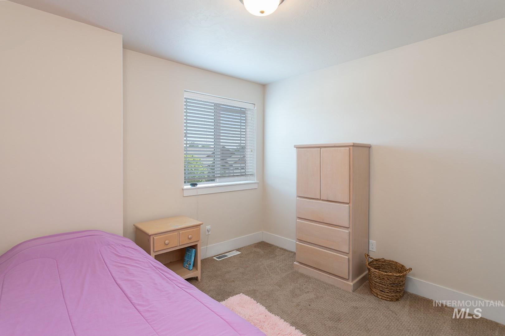 2701 N Summerbrook, Meridian, Idaho 83646, 4 Bedrooms, 2.5 Bathrooms, Residential For Sale, Price $449,900,MLS 98948681