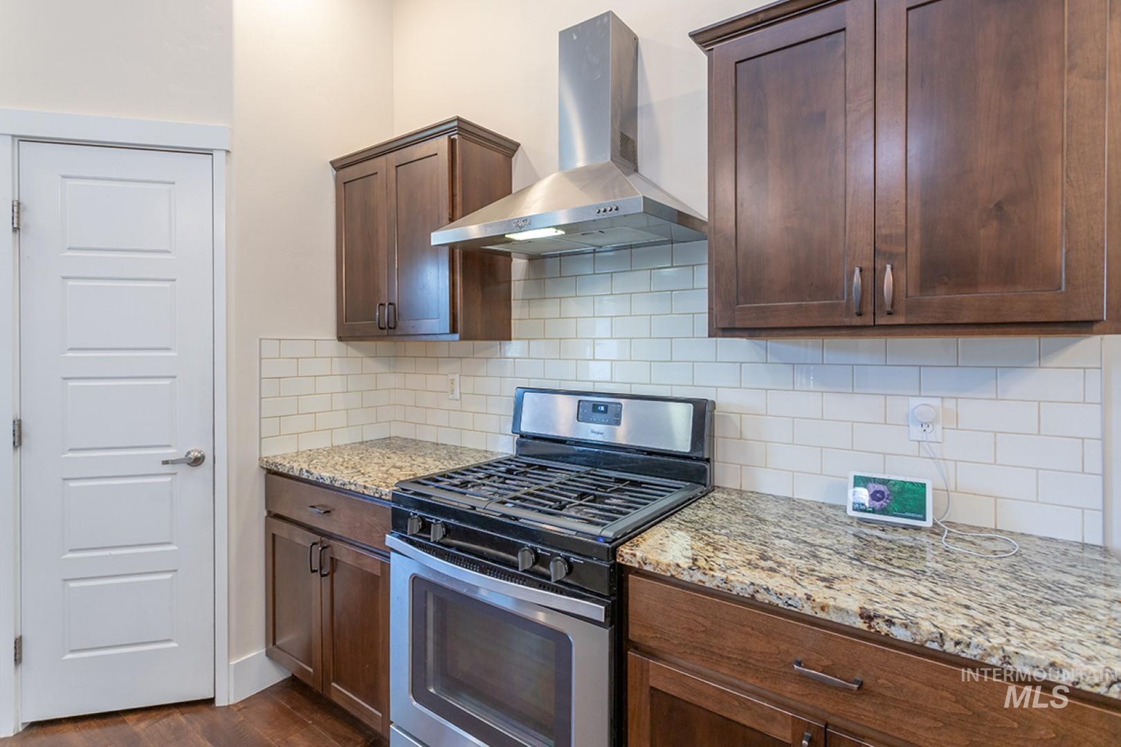 2701 N Summerbrook, Meridian, Idaho 83646, 4 Bedrooms, 2.5 Bathrooms, Residential For Sale, Price $449,900,MLS 98948681