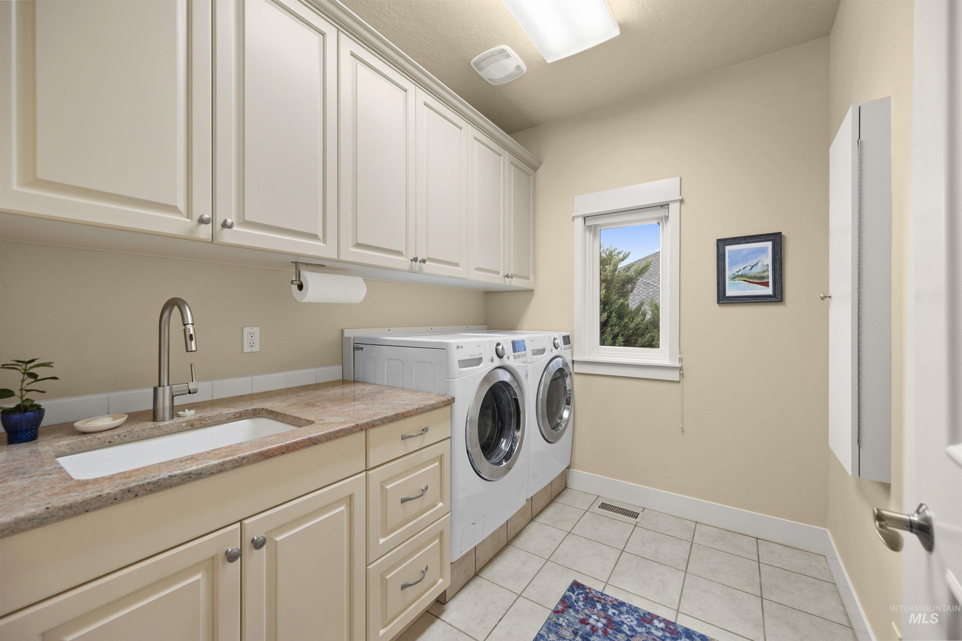 718 E Orion, Boise, Idaho 83702, 3 Bedrooms, 3.5 Bathrooms, Residential For Sale, Price $1,590,000, 98948682