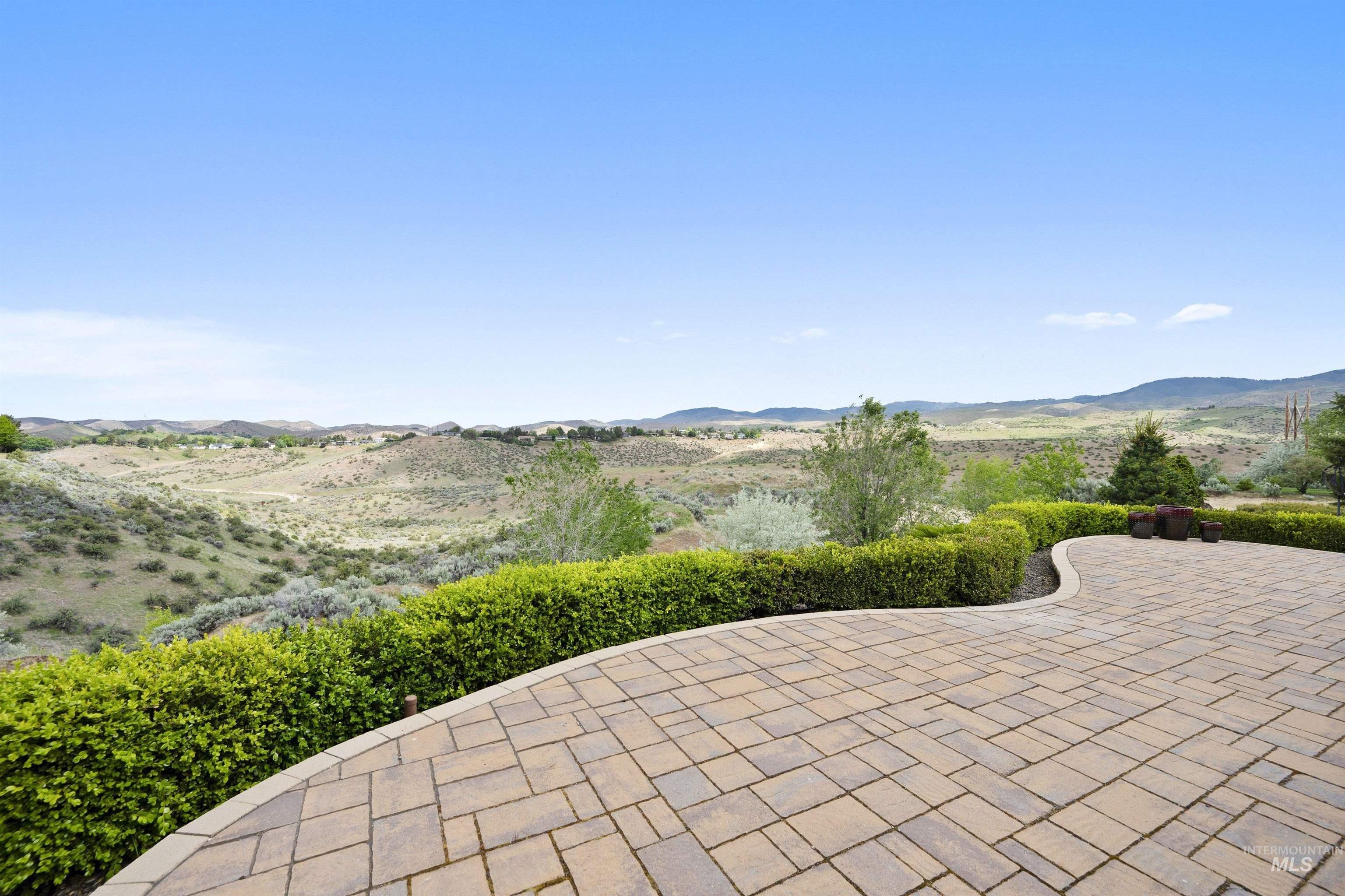 718 E Orion, Boise, Idaho 83702, 3 Bedrooms, 3.5 Bathrooms, Residential For Sale, Price $1,590,000, 98948682