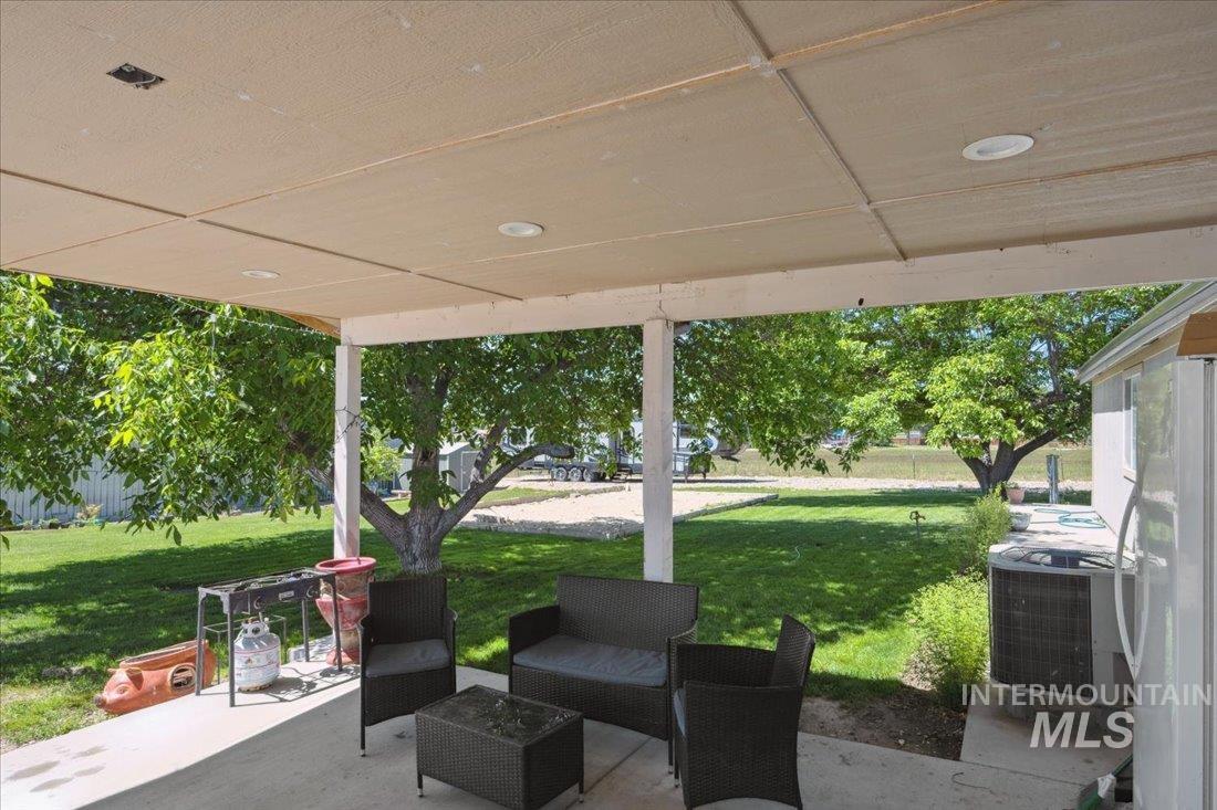 15741 Willis Road, Caldwell, Idaho 83607, 4 Bedrooms, 2 Bathrooms, Residential For Sale, Price $950,000, 98948758