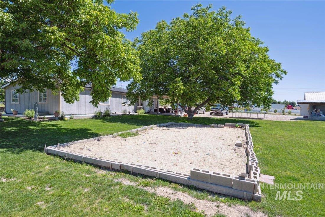 15741 Willis Road, Caldwell, Idaho 83607, 4 Bedrooms, 2 Bathrooms, Residential For Sale, Price $950,000, 98948758