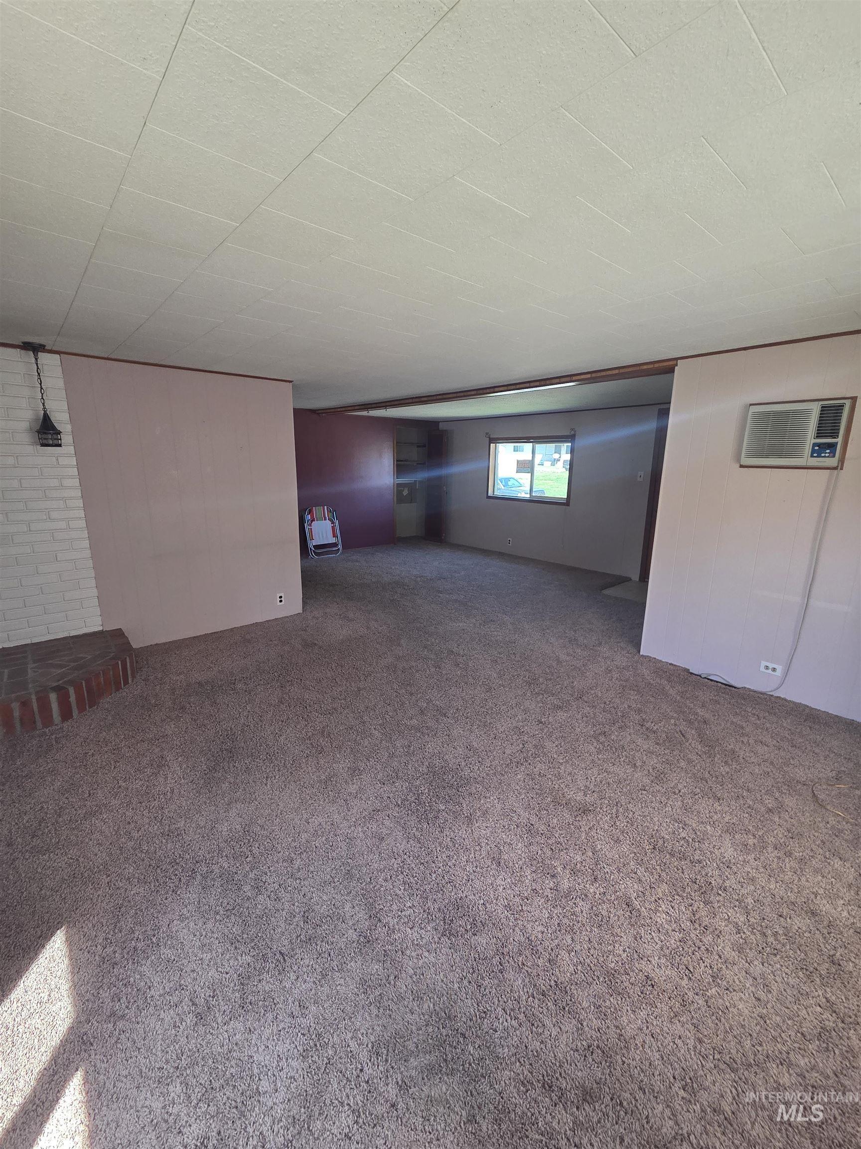 1792 Columbia St, Pomeroy, Washington 99347, 3 Bedrooms, 2 Bathrooms, Residential For Sale, Price $215,000,MLS 98948779