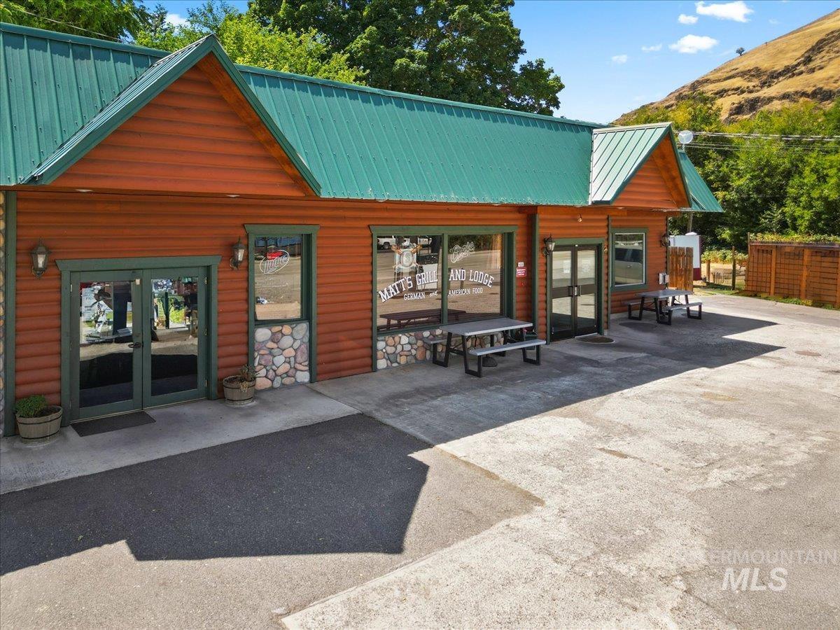 90 2nd Street, Asotin, Washington 99402, Residential Income For Sale, Price $399,000, 98948809