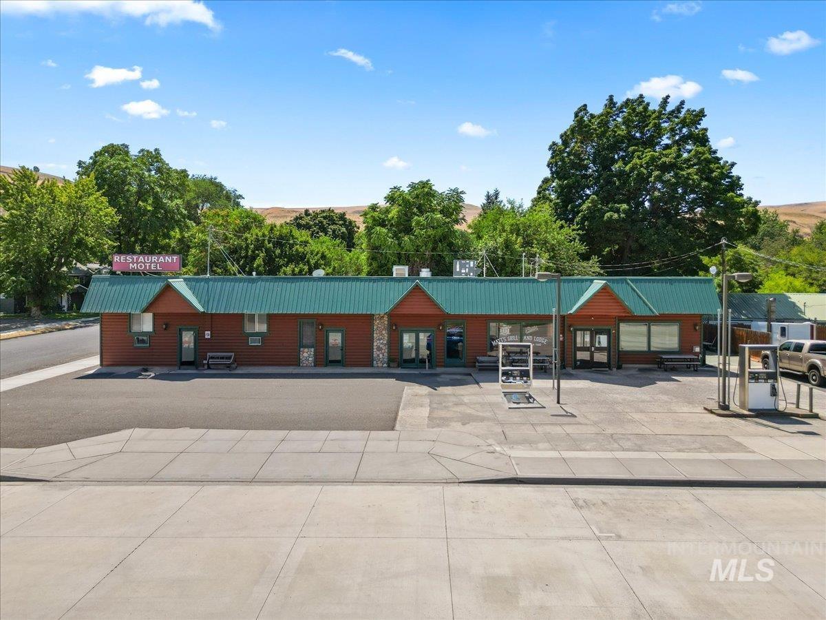 90 2nd Street, Asotin, Washington 99402, Residential Income For Sale, Price $399,000, 98948809