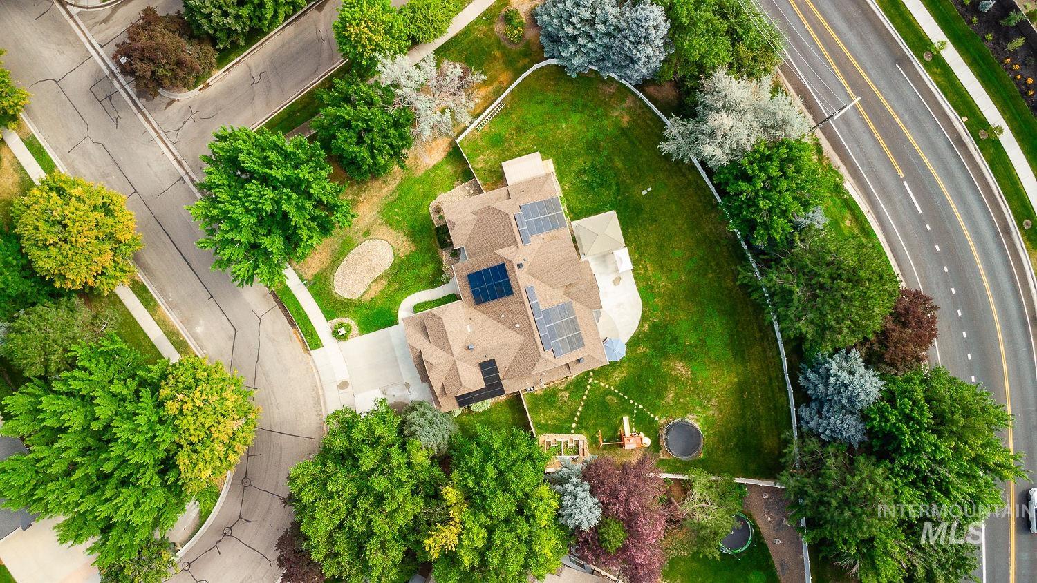 296 N Clearpoint Way, Eagle, Idaho 83616, 5 Bedrooms, 3.5 Bathrooms, Residential For Sale, Price $999,999, 98948833