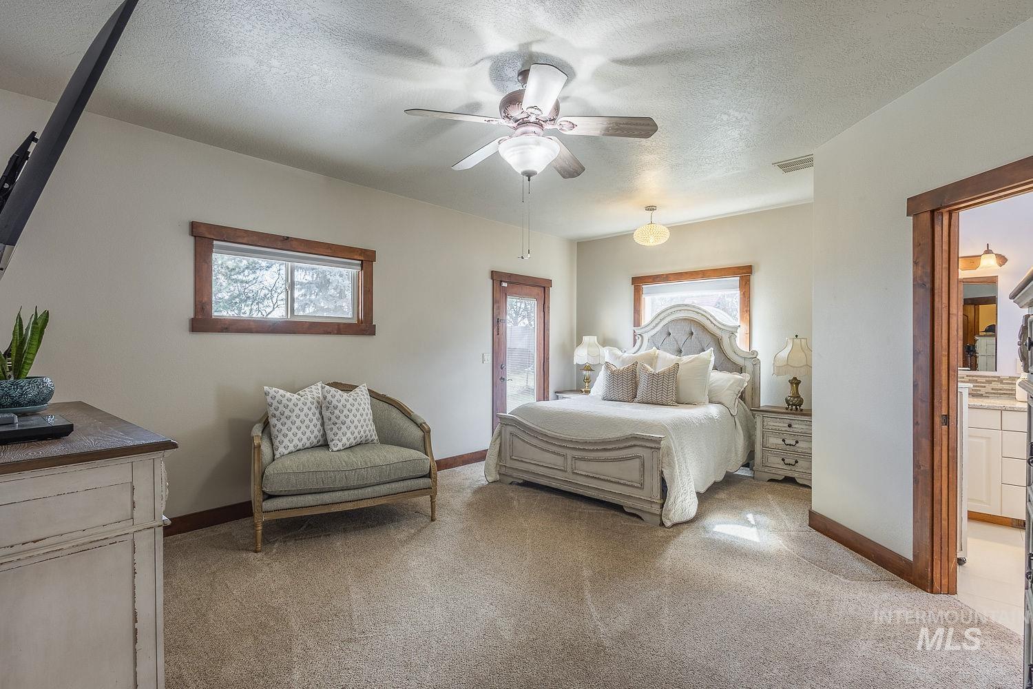 296 N Clearpoint Way, Eagle, Idaho 83616, 5 Bedrooms, 3.5 Bathrooms, Residential For Sale, Price $999,999,MLS 98948833