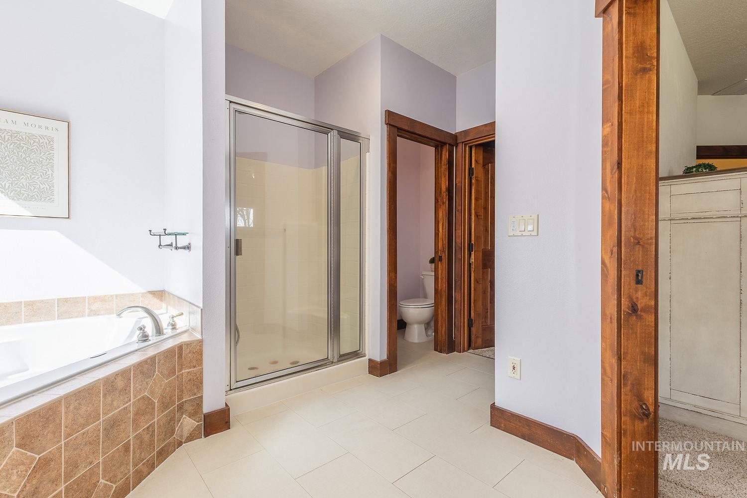 296 N Clearpoint Way, Eagle, Idaho 83616, 5 Bedrooms, 3.5 Bathrooms, Residential For Sale, Price $999,999, 98948833