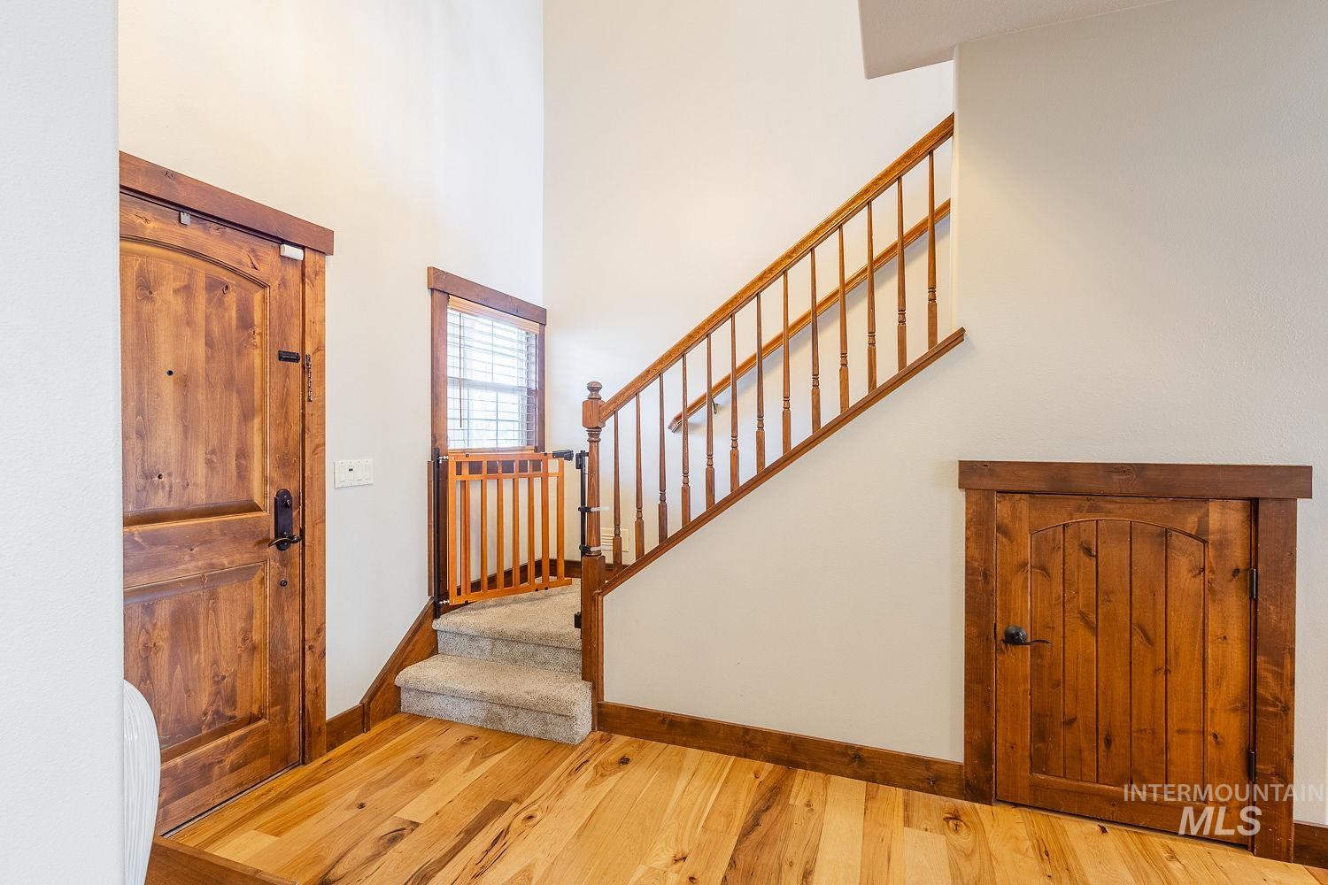 296 N Clearpoint Way, Eagle, Idaho 83616, 5 Bedrooms, 3.5 Bathrooms, Residential For Sale, Price $999,999, 98948833