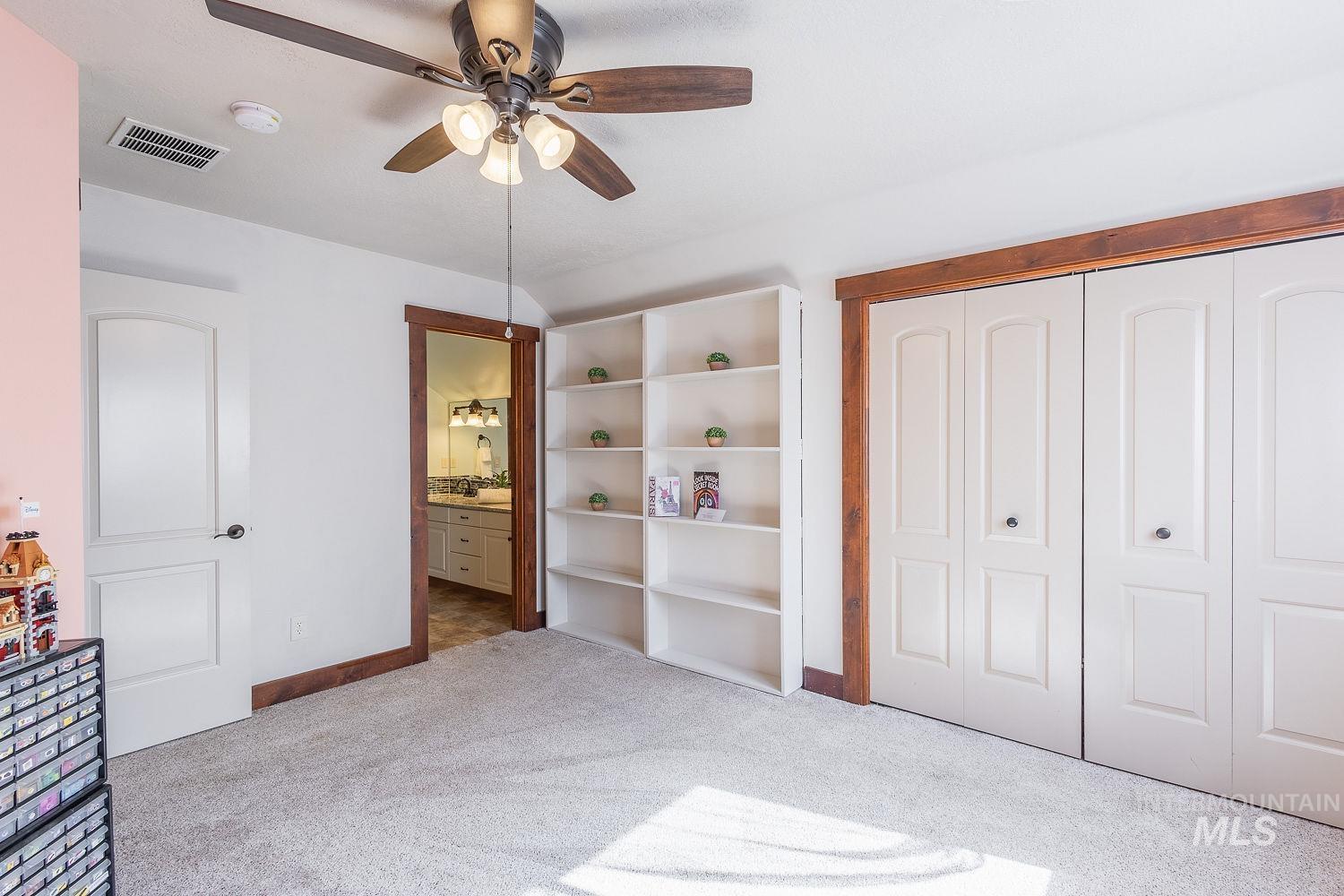 296 N Clearpoint Way, Eagle, Idaho 83616, 5 Bedrooms, 3.5 Bathrooms, Residential For Sale, Price $999,999,MLS 98948833