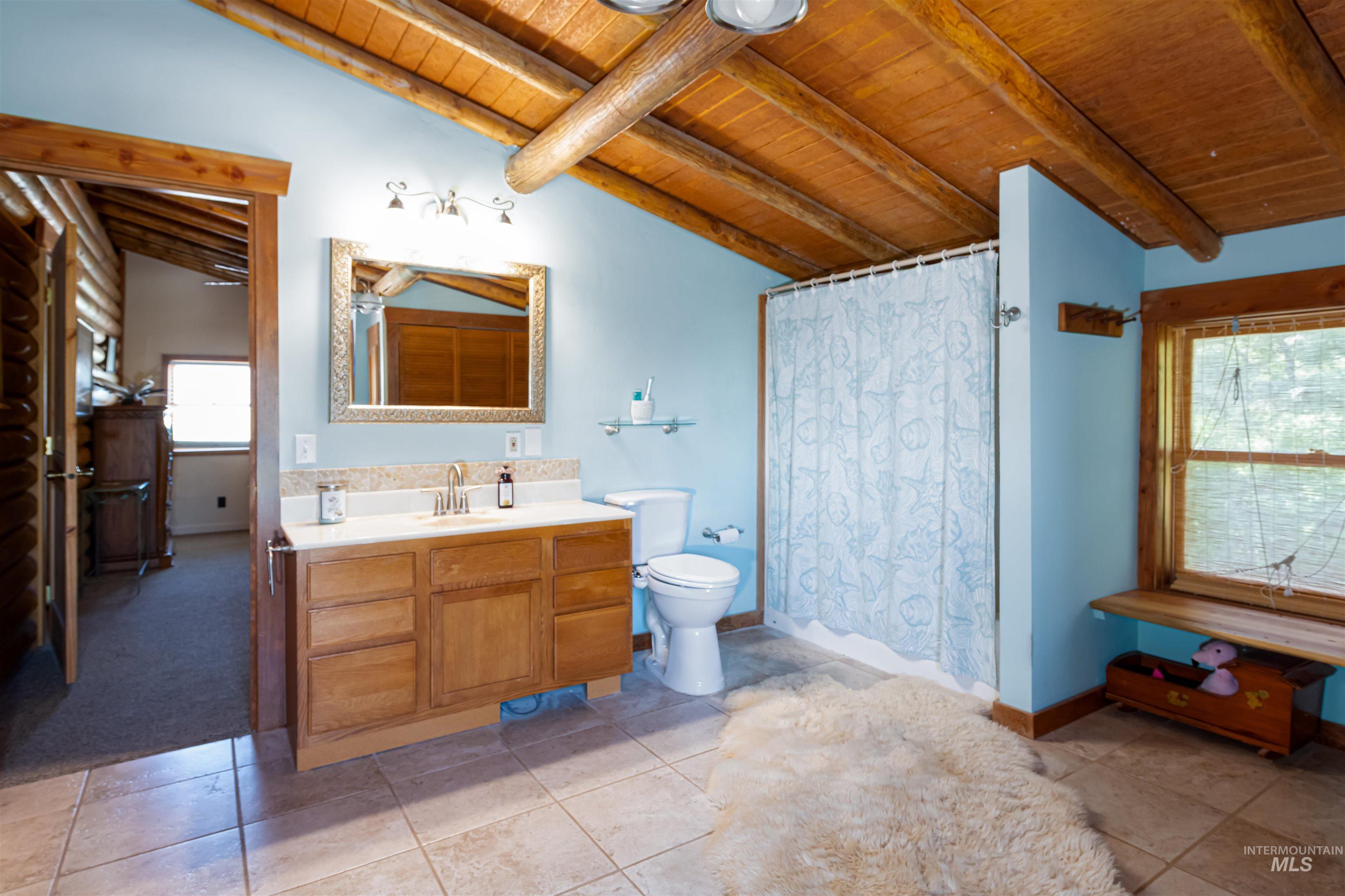 39055 Hilltop Ln, Lewiston, Idaho 83501, 3 Bedrooms, 2 Bathrooms, Residential For Sale, Price $495,000,MLS 98948907