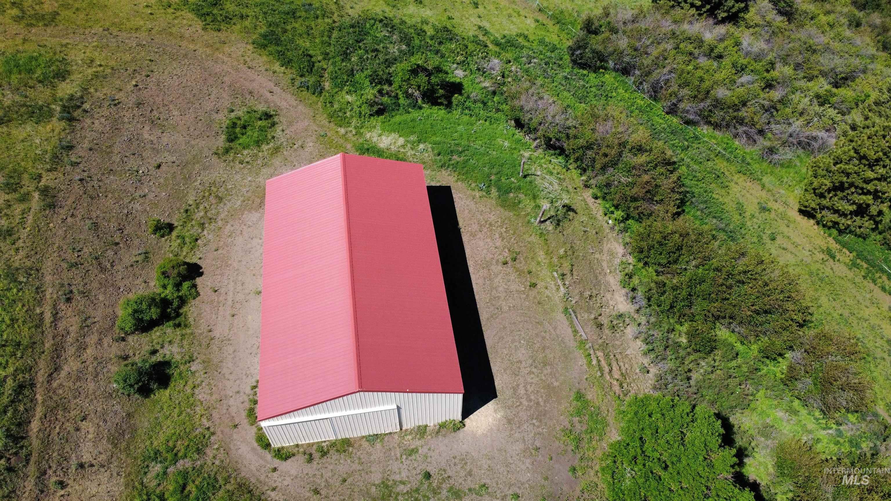 39055 Hilltop Ln, Lewiston, Idaho 83501, 3 Bedrooms, 2 Bathrooms, Residential For Sale, Price $495,000,MLS 98948907