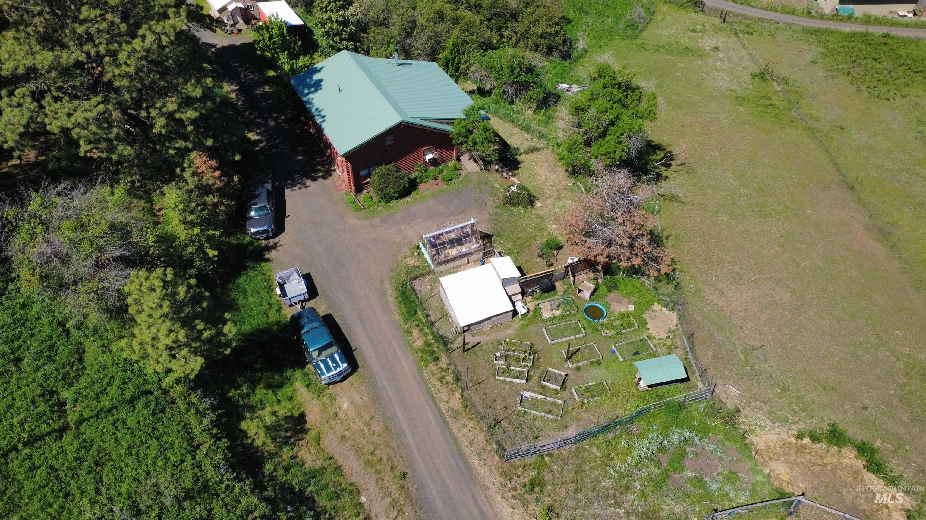 39055 Hilltop Ln, Lewiston, Idaho 83501, 3 Bedrooms, 2 Bathrooms, Residential For Sale, Price $495,000,MLS 98948907