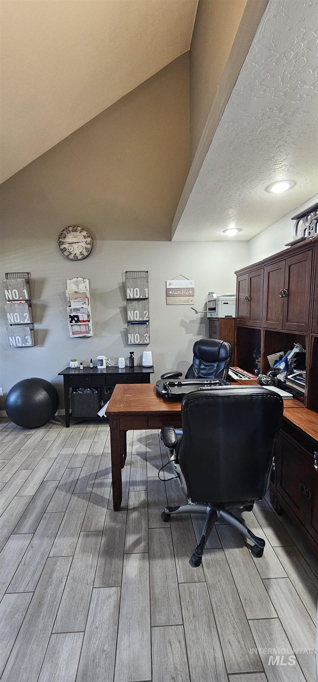 1122 N Roper Pl, Meridian, Idaho 83642, 4 Bedrooms, 3 Bathrooms, Residential For Sale, Price $699,000, 98949034